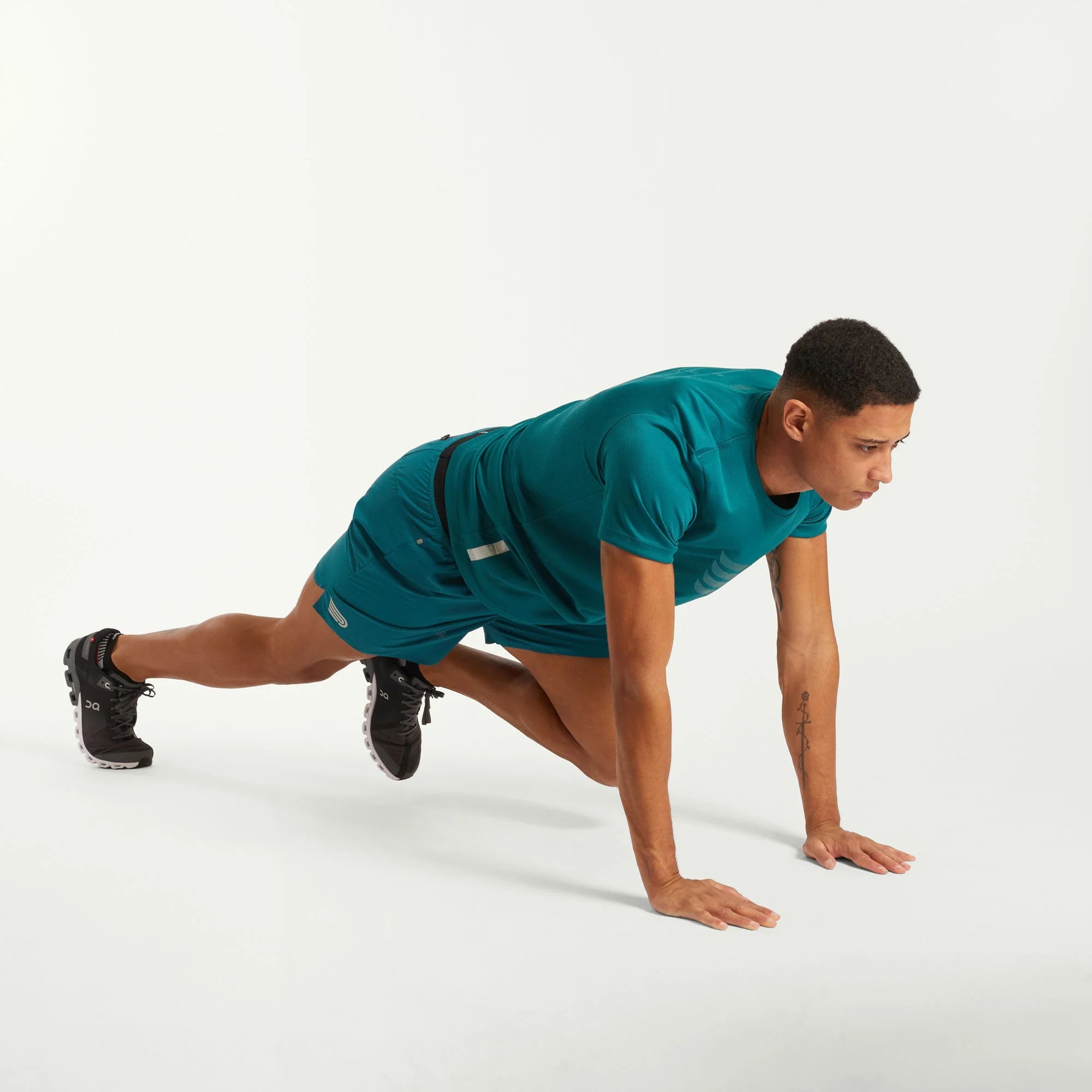 Pressio Men's Performance Short Sleeve Shirt - Moisture Wicking & Breathable Activewear for Running, Gym & Outdoor Sports
