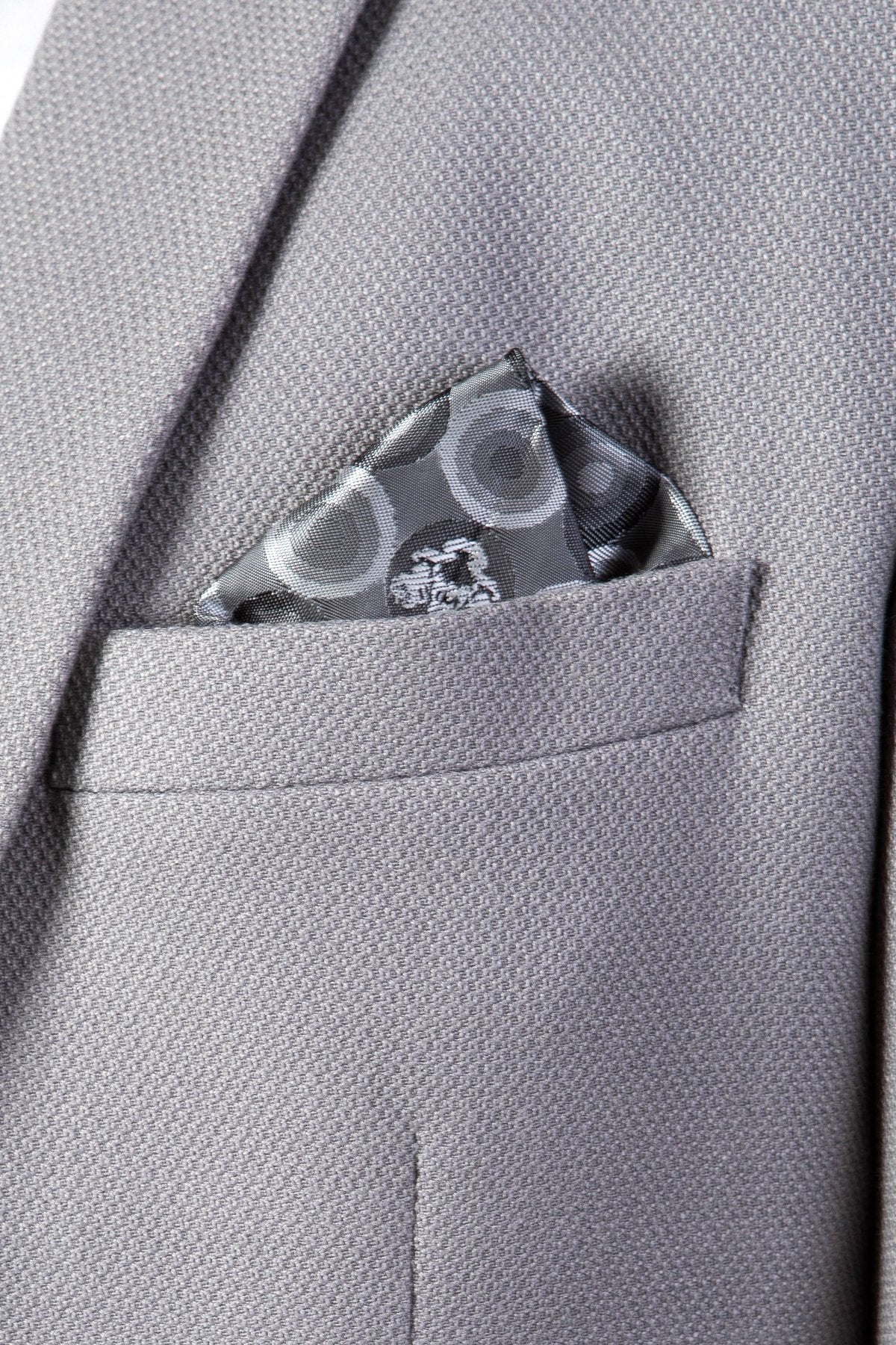 EDWIN Silver Grey Notch Lapel 3-Piece Suit for Men - Formal Business Attire, Wedding & Special Occasions