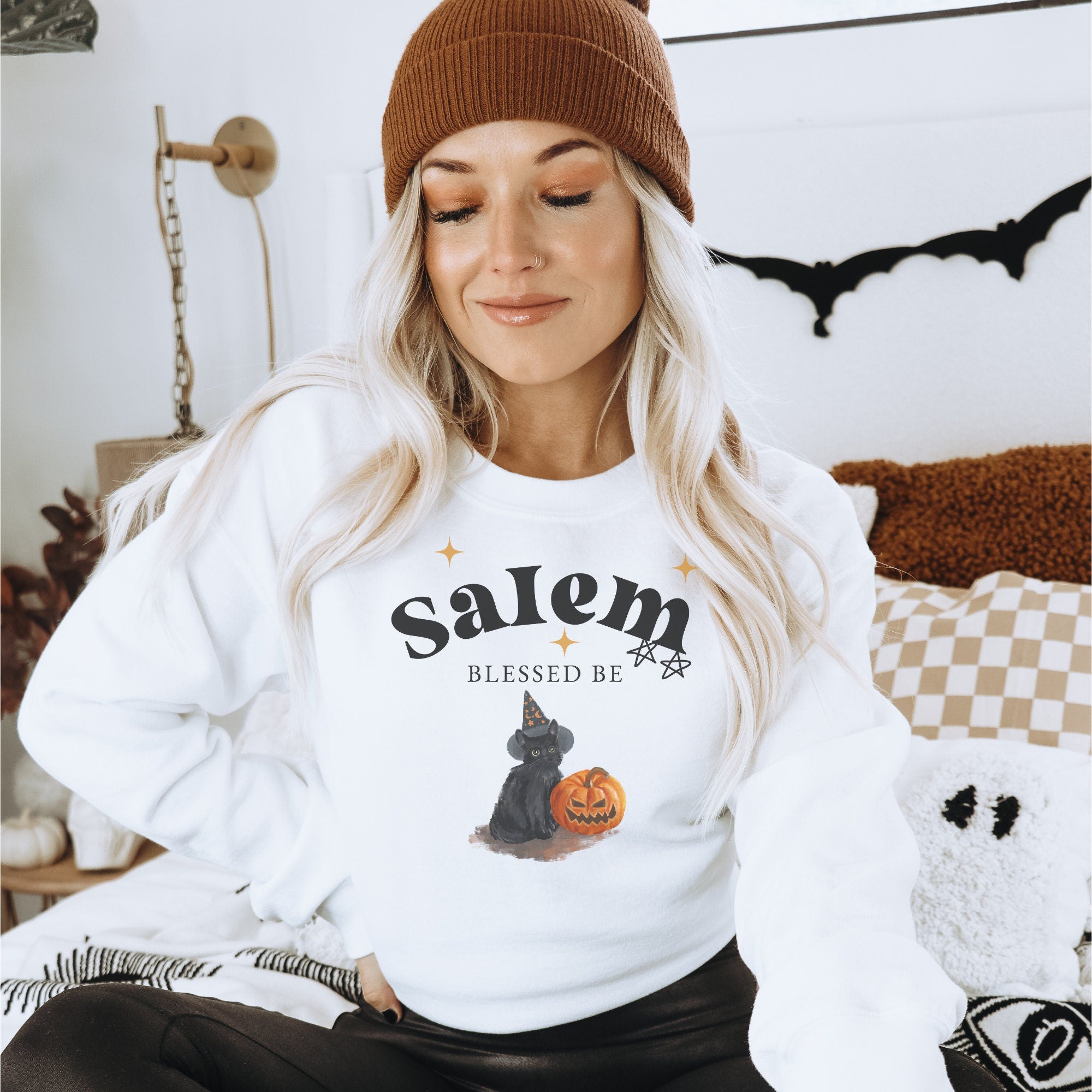 Salem Halloween Witches Sweatshirt - Vintage Black Cat & Pumpkin Design Crewneck Sweater | Perfect for Halloween Parties, Witch Costumes & Autumn Fashion