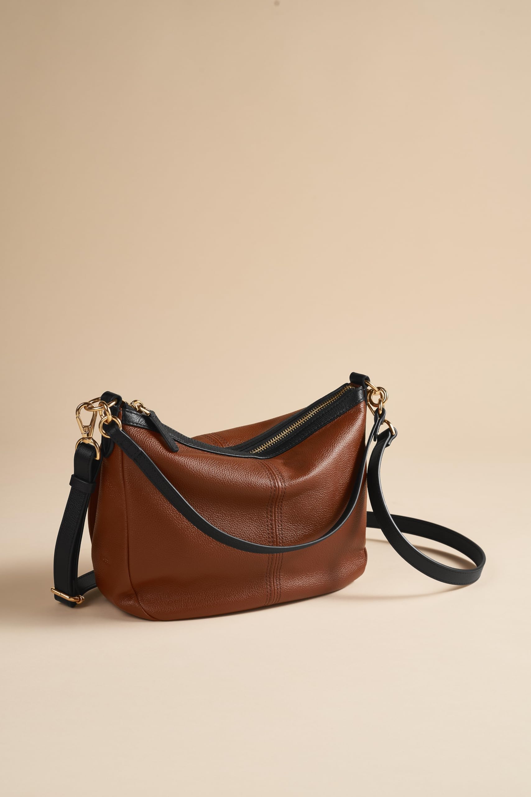 Fossil Women's Jolie Leather Crossbody Purse Handbag - Stylish & Durable Leather Shoulder Bag for Everyday Use, Work & Travel