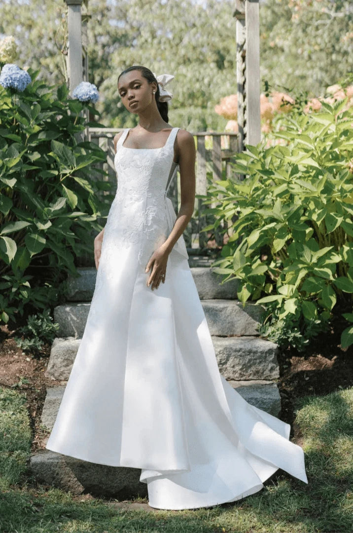 Anne Barge Sayle Wedding Dress - Size 12 | Elegant Bridal Gown for Formal Weddings & Special Occasions