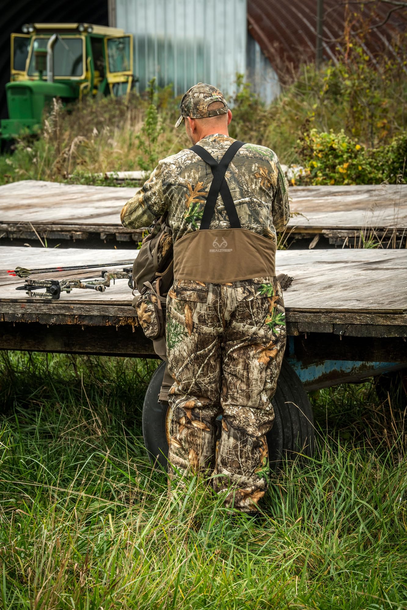 Realtree Men's Edge Timber Camo Hunting Bibs - Insulated Windproof Breathable Midweight Coveralls for Cold Weather Hunting & Outdoor Activities