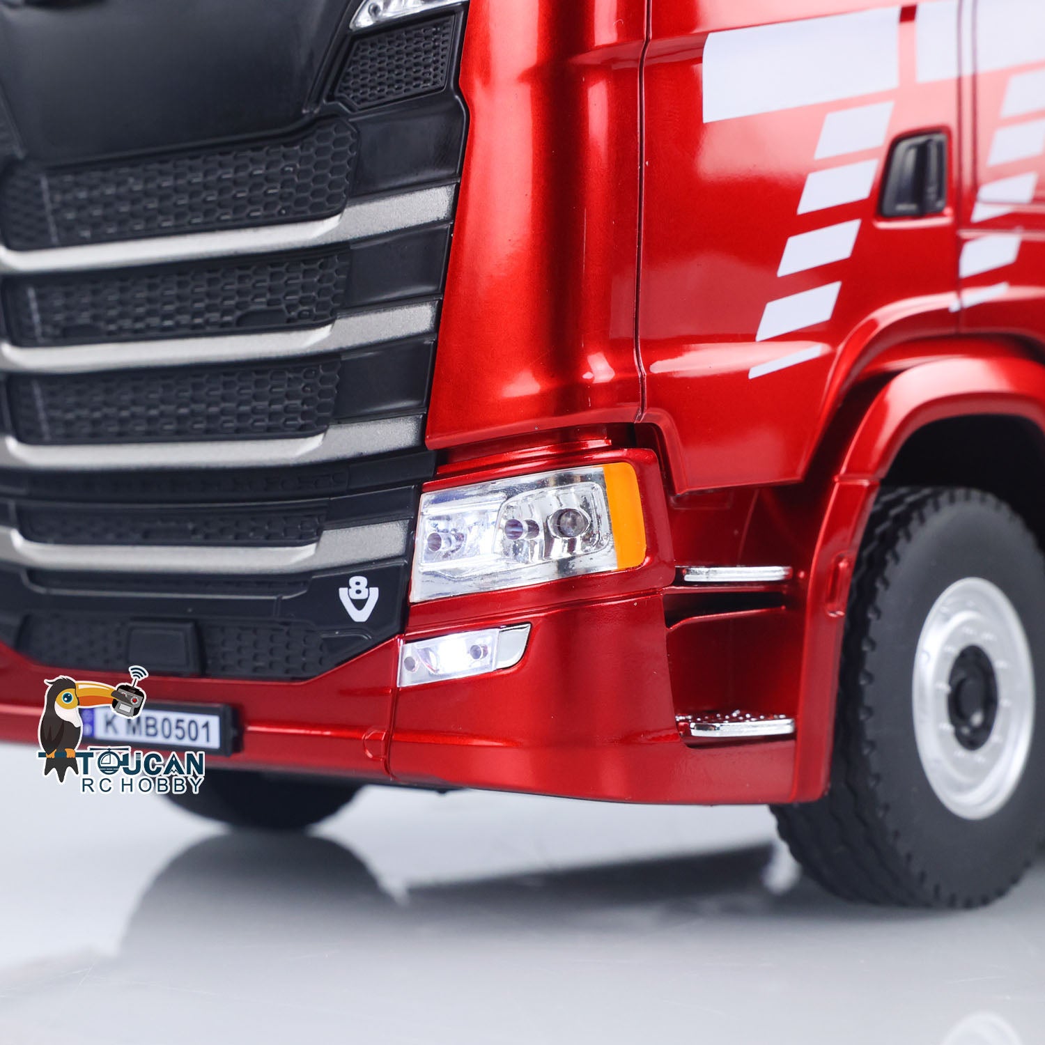 1/18 Scale 770S RC Tractor Truck Toy - Ready-to-Run with 7.4V Battery, 19CH Remote Control, Light & Sound Effects - Perfect for Kids Playtime, Collectors Display and RC Racing Enthusiasts