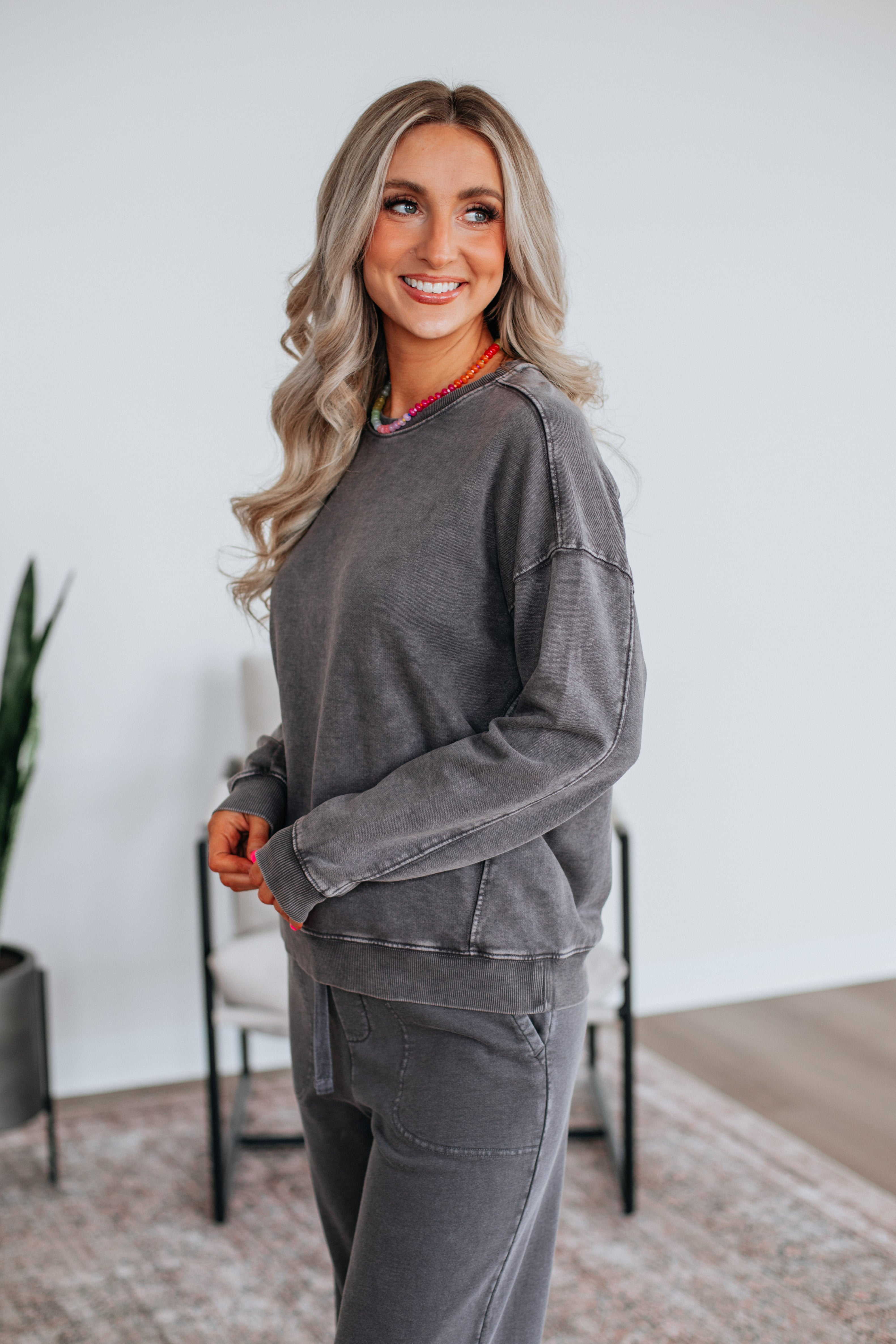 Berlin Sweatshirt - Charcoal Grey Unisex Pullover Hoodie | Casual Streetwear for Men & Women | Perfect for Fall, Winter & Outdoor Activities