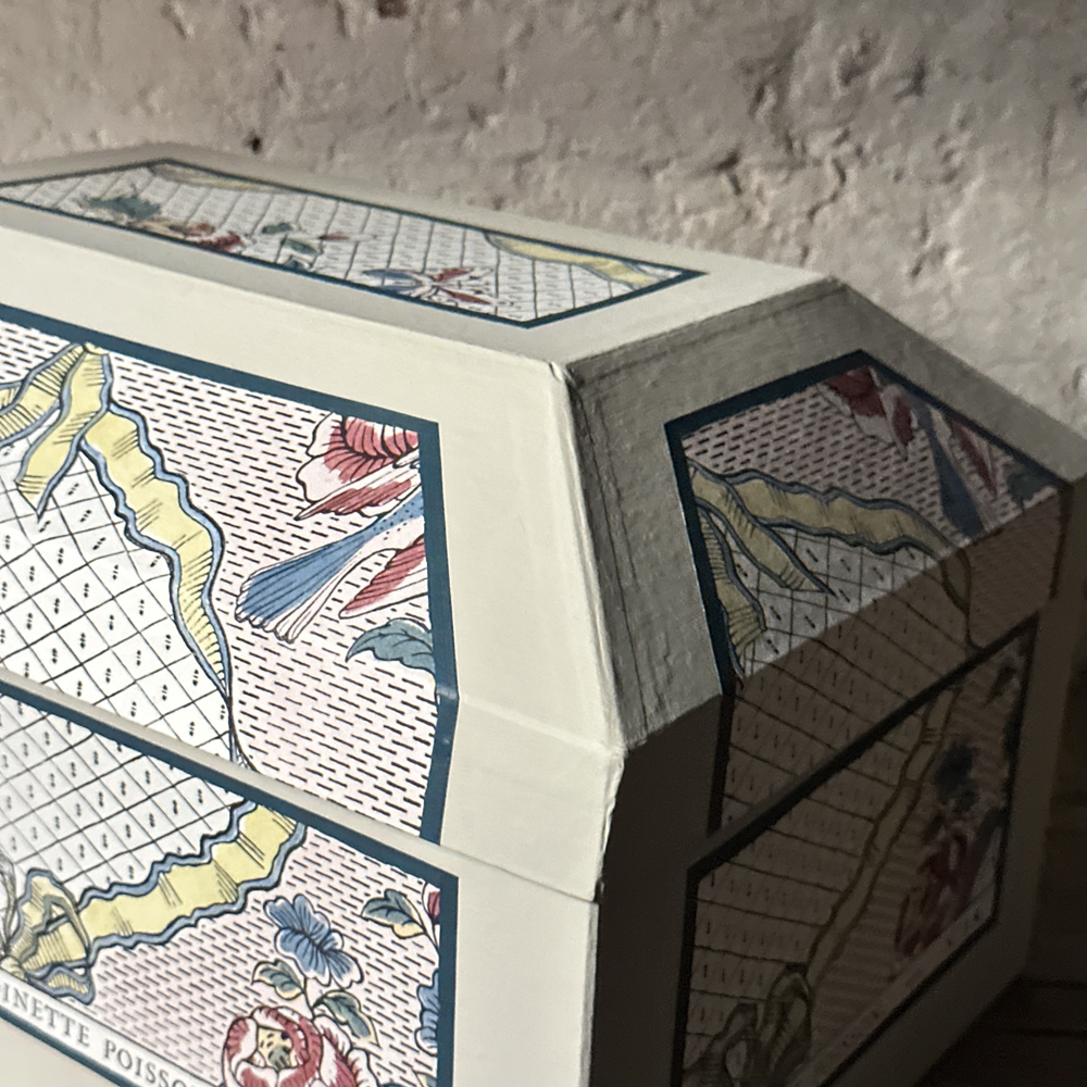 Antoinette Poisson Large Wedding Gift Box in Rubans and Oiseaux No. 54A - Elegant Present for Bridal Showers, Anniversary & Special Occasions