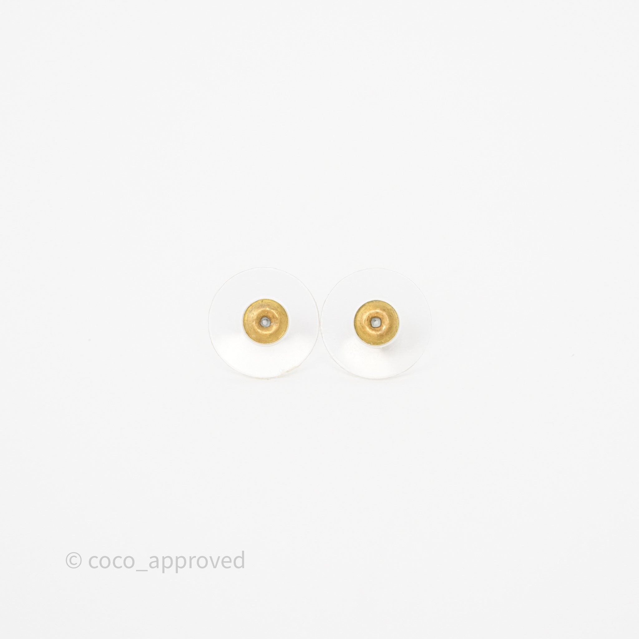 Chanel CC Pink Bead Heart Pearl Crystal Drop Earrings in Gold Tone - Elegant Luxury Jewelry for Women, Perfect for Parties, Weddings & Special Occasions