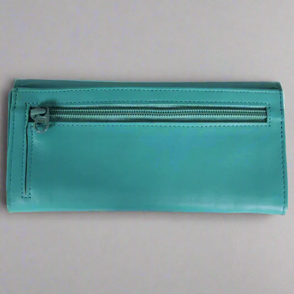 JBG International Women's Wing Flap Trifold Leather Wallet - RFID Blocking Slim Wallet for Credit Cards & Cash - Perfect for Travel, Shopping & Everyday Use