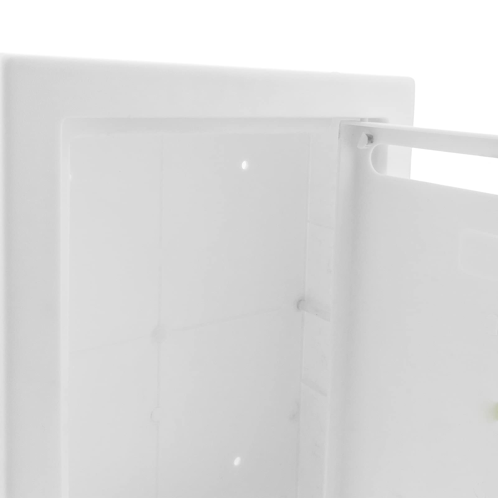 White Plastic Mailbox 8.1