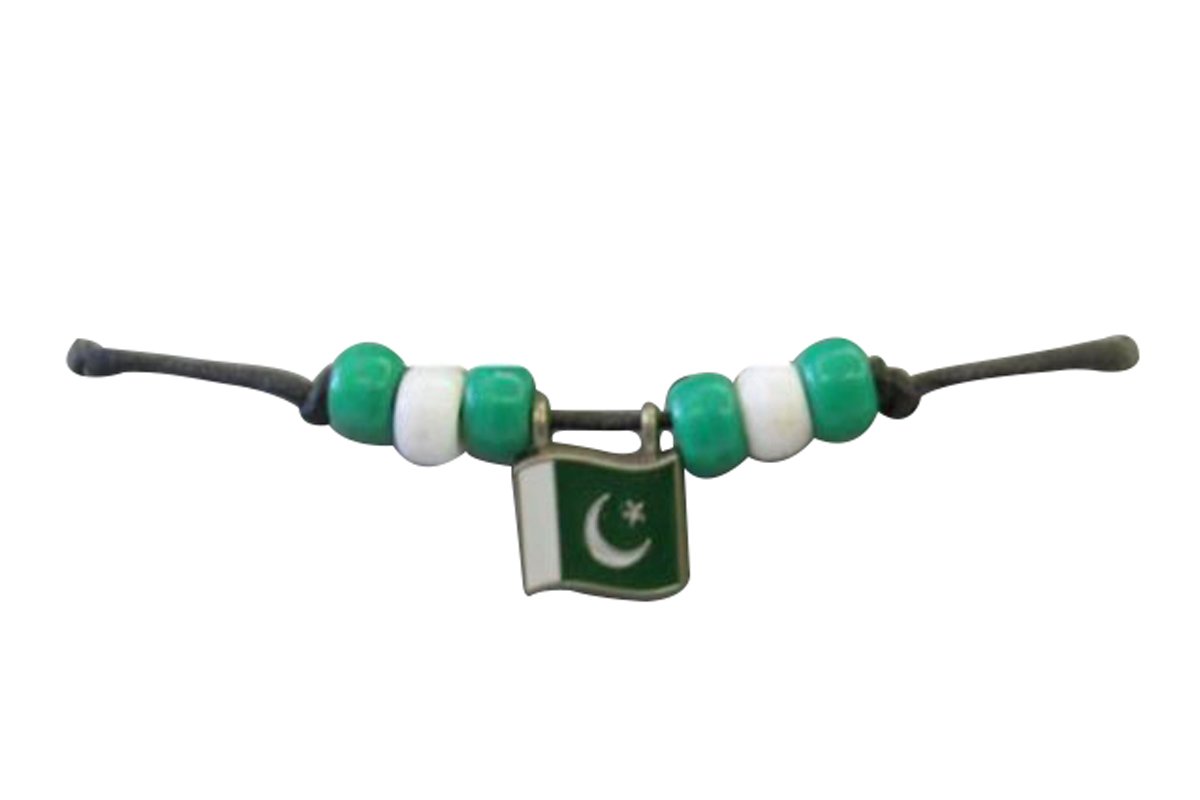 Stylish Metal Pendant Fan Choker Necklace with Country Flags - Perfect for Asia & Africa Travel, Cultural Events & Festival Outfits