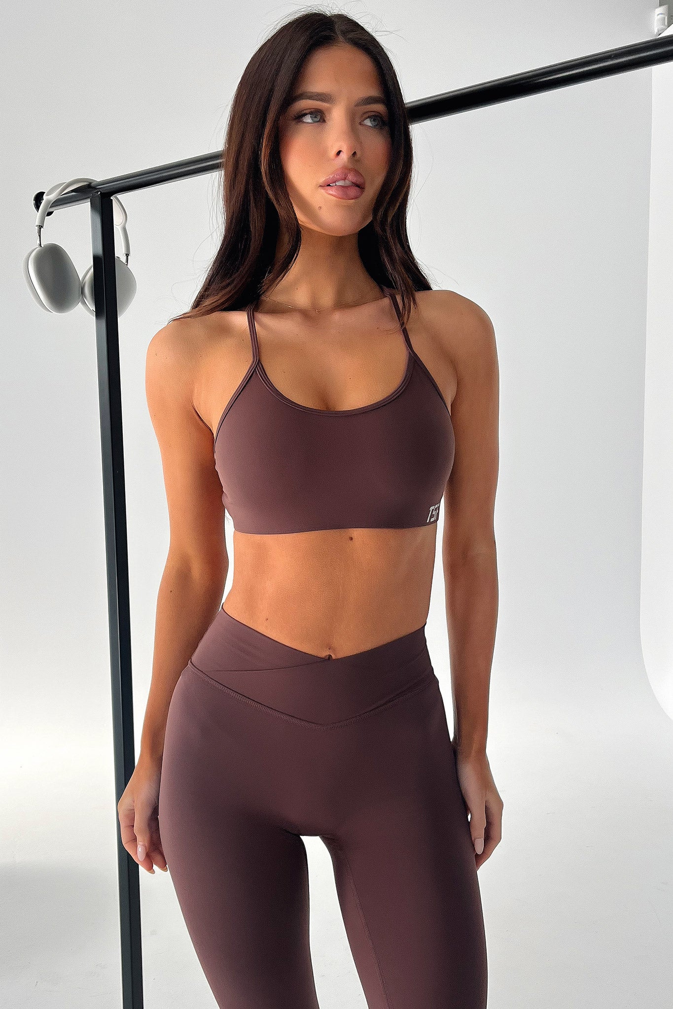Kamari High Support Sports Bra for Women - Breathable & Moisture Wicking Workout Top - Brown - Perfect for Yoga, Running & Gym Training