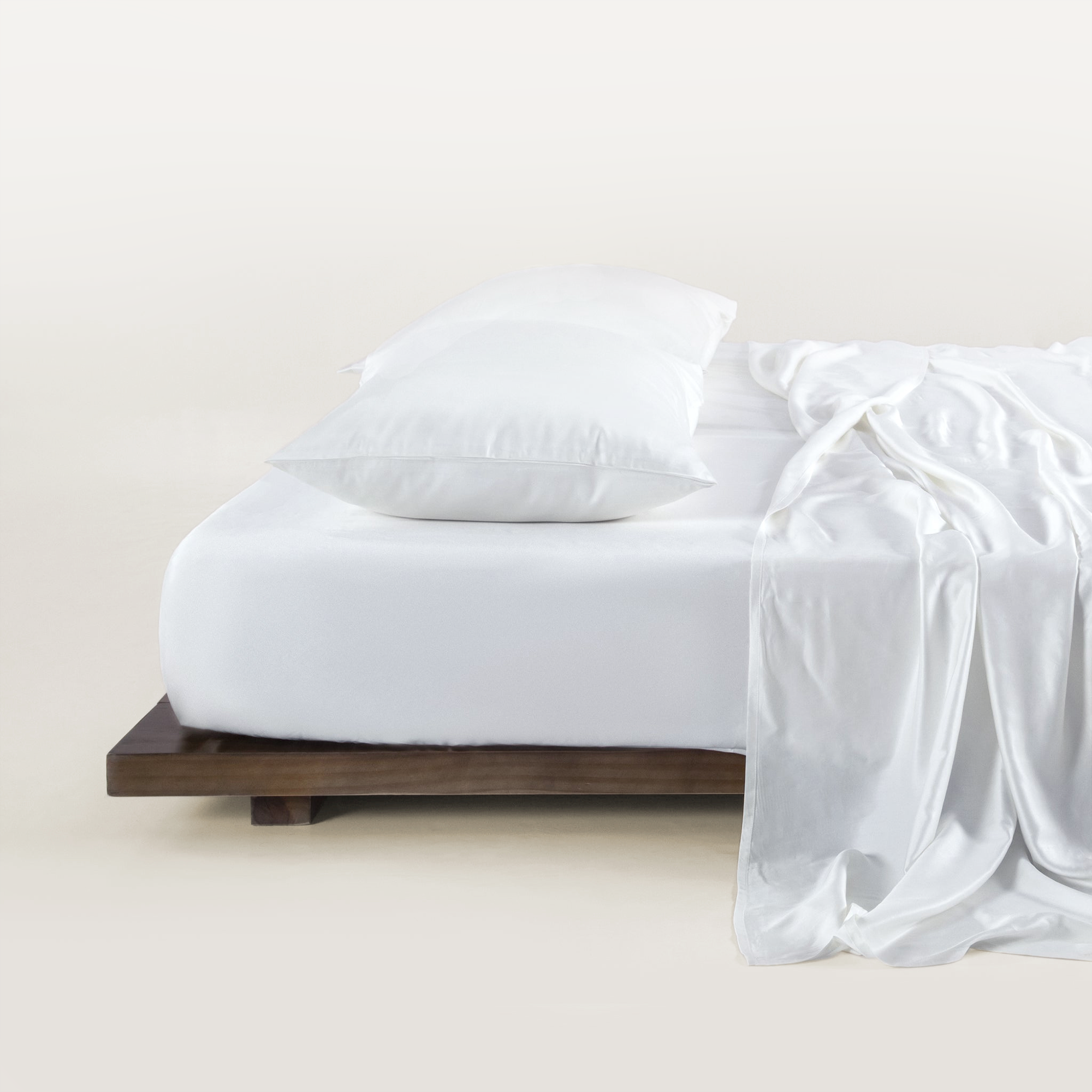 FURRFREE Bamboo Sheet Set - Pet Hair Repellent Bedding for Dogs & Cats | Hypoallergenic, Breathable & Soft | Perfect for Pet Owners & Allergy Sufferers | Bedroom, Guest Room & Dorm Essentials
