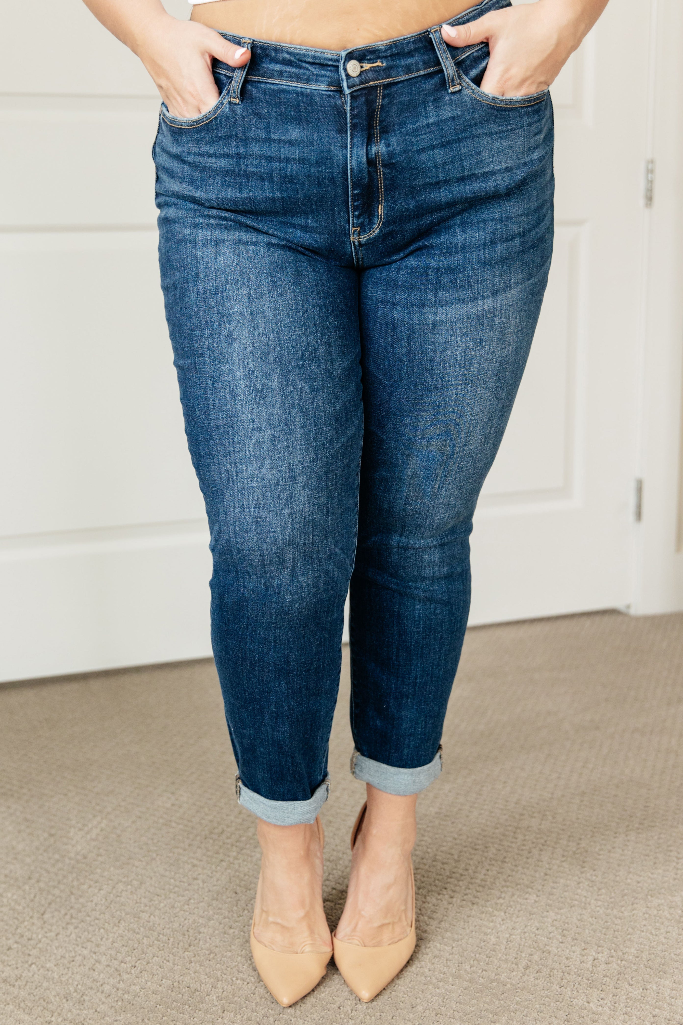 London Midrise Cuffed Boyfriend Jeans for Women - Comfortable Stretch Denim Pants, Casual High Waist Distressed Jeans for Everyday Wear, Street Style & Weekend Outfits