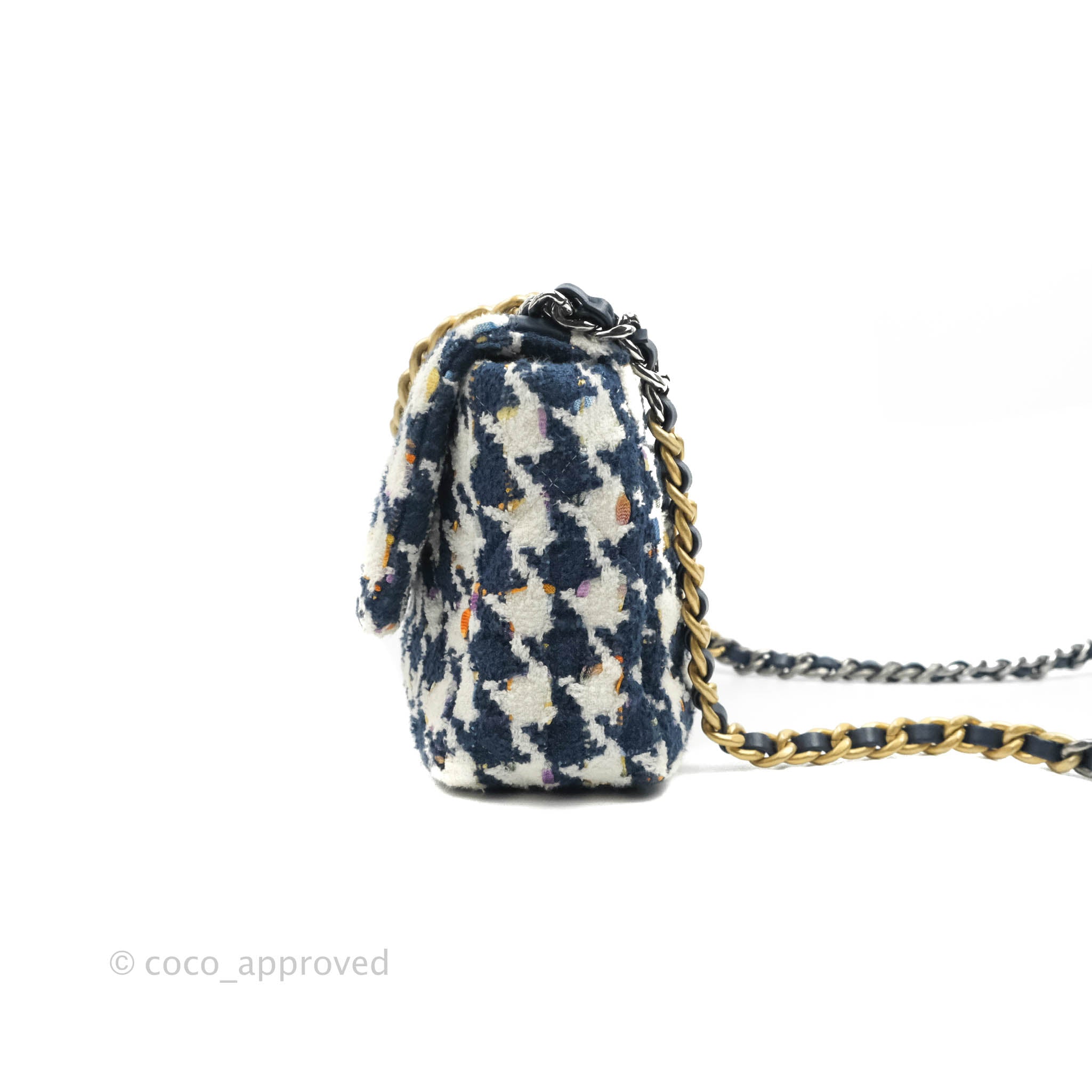Chanel 19 Small Quilted Houndstooth Tweed Handbag in Blue & White with Mixed Hardware - Luxury Crossbody Bag for Women, Perfect for Date Night & Special Occasions