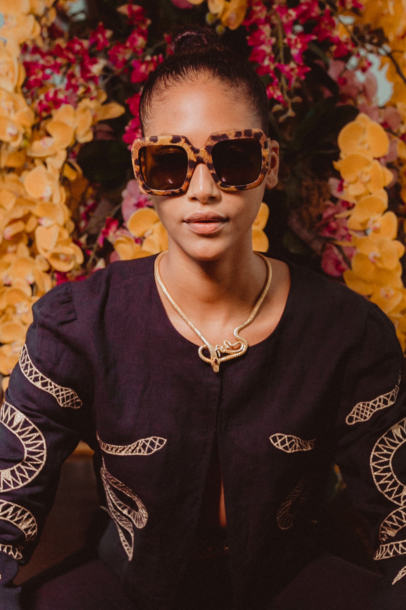 Stylish Leopard Print Sunglasses for Women - Trendy UV Protection Cat Eye Shades - Perfect for Beach, Driving & Outdoor Fashion