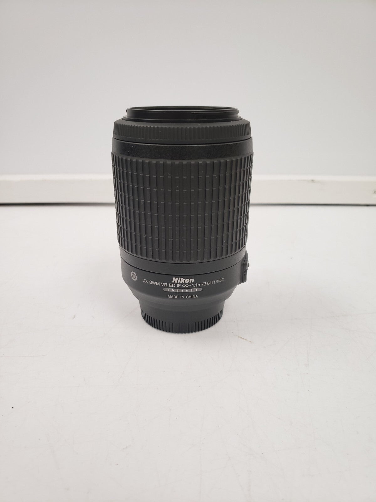 Nikon 55-200mm f/4-5.6G ED AF-S DX VR Zoom Lens for DSLR Cameras - Perfect for Portrait, Travel & Wildlife Photography