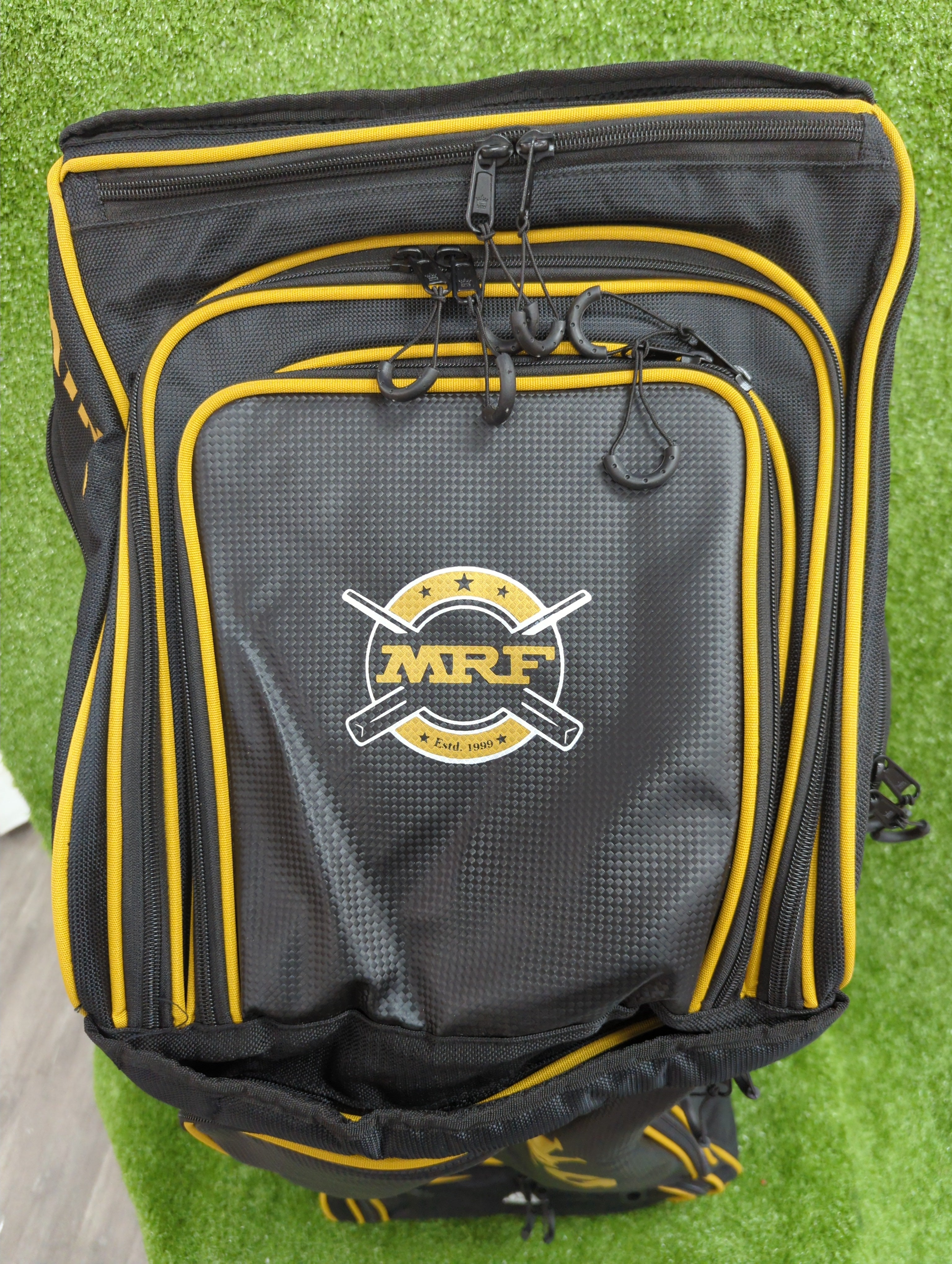 MRF Genius King Duffle Wheelie Bag - Large Rolling Duffel with Wheels for Travel, Gym & Sports - Perfect for Airplane Carry-On, Business Trips & Weekend Getaways