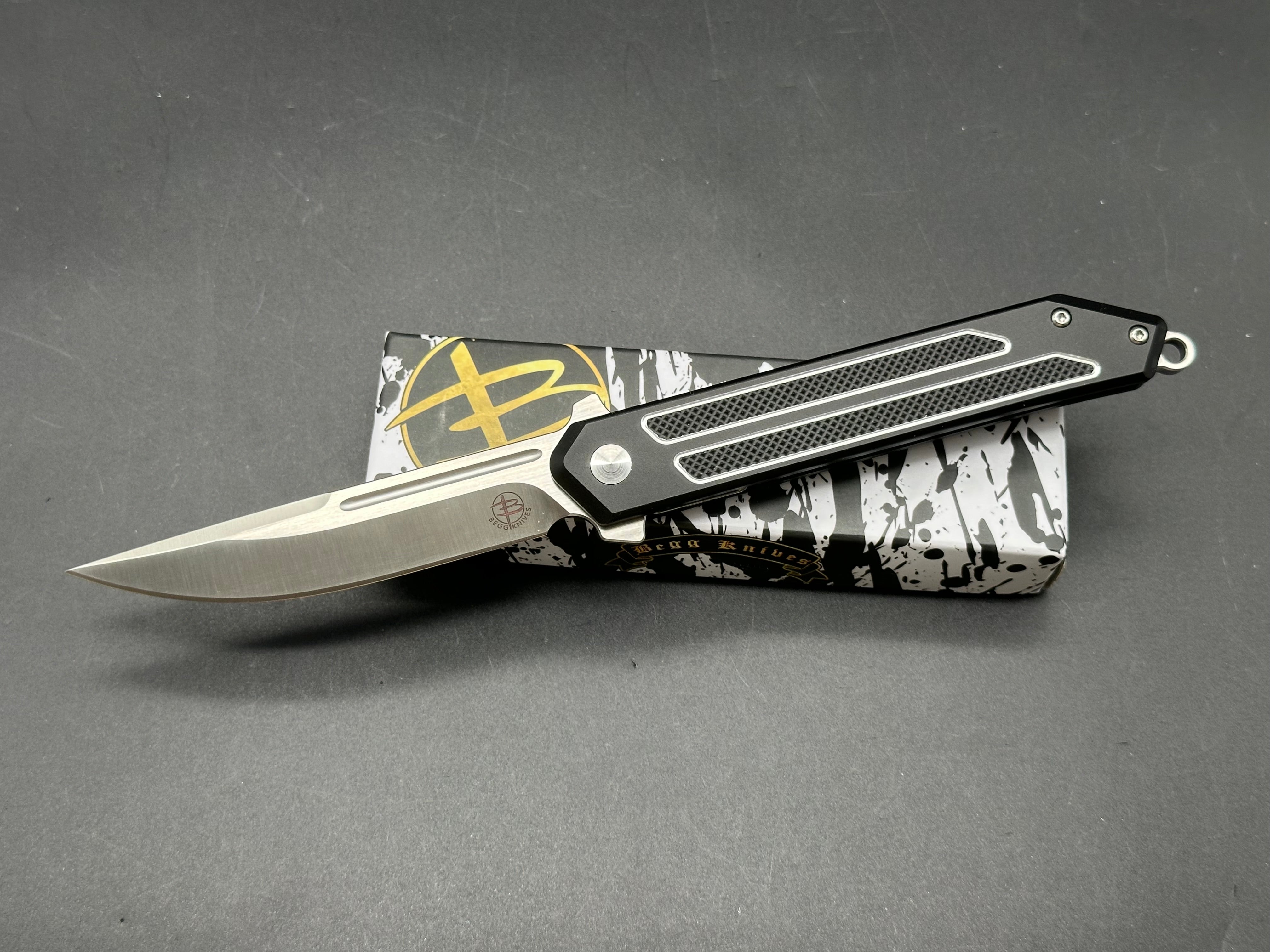 Begg Knives Kwaiken Liner Lock Folding Pocket Knife - 3.5