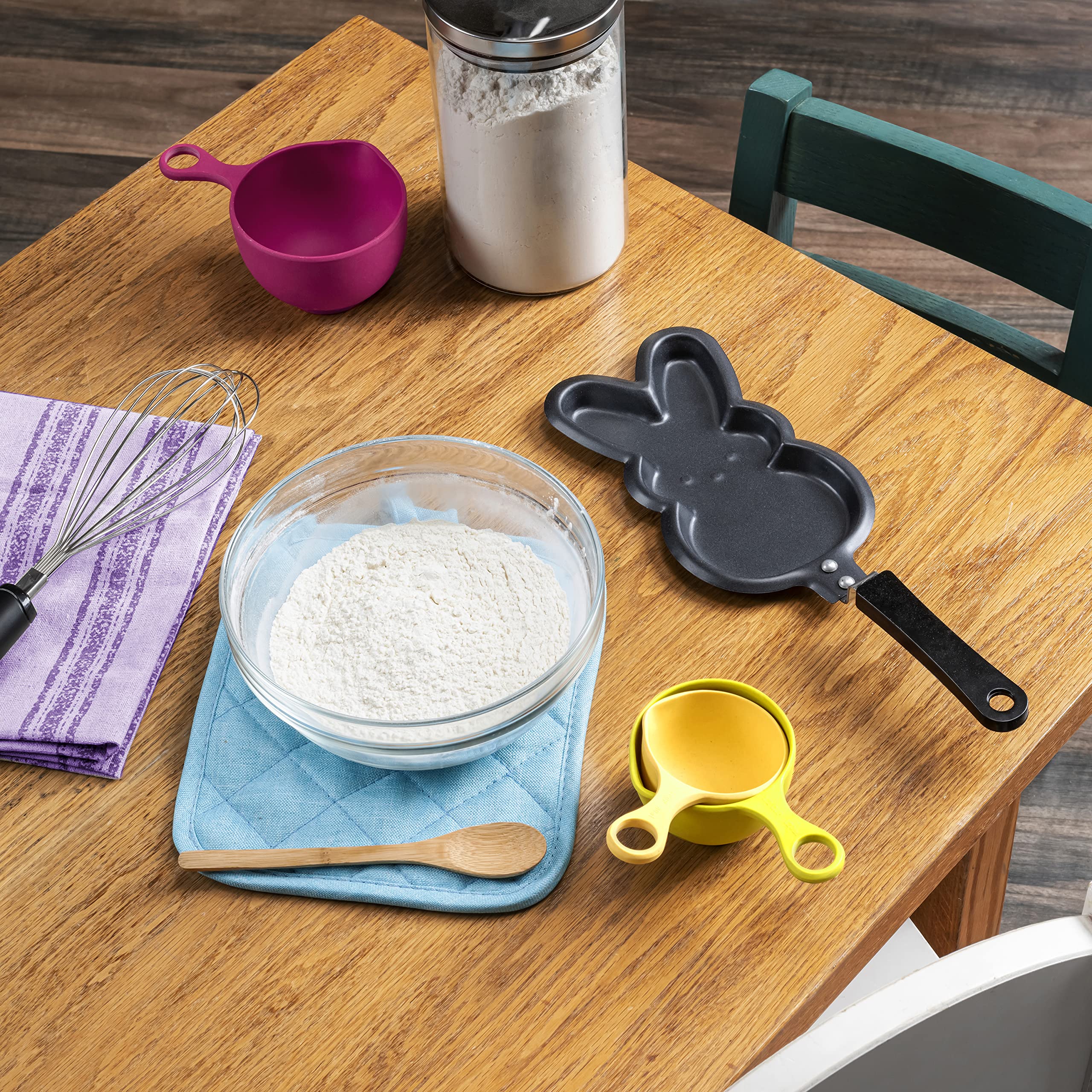 Frankford Candy PEEPS Bunny Buttermilk Pancake Gift Set - Includes Pancake Mix & Bunny Shaped Skillet - Easter Basket Stuffer for Kids - Perfect for Easter Breakfast, Holiday Gifting & Family Cooking Fun