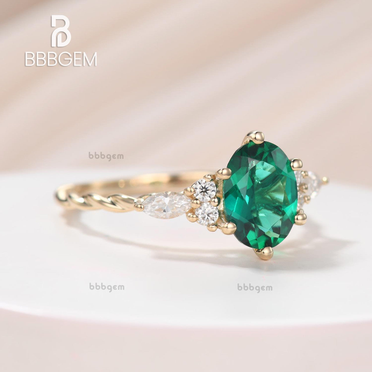 6x8mm Oval Cut Lab-Created Emerald & Diamond Ring in 14K Yellow Gold with Twisted Rope Band – Elegant Engagement, Wedding, or Anniversary Jewelry Gift for Women