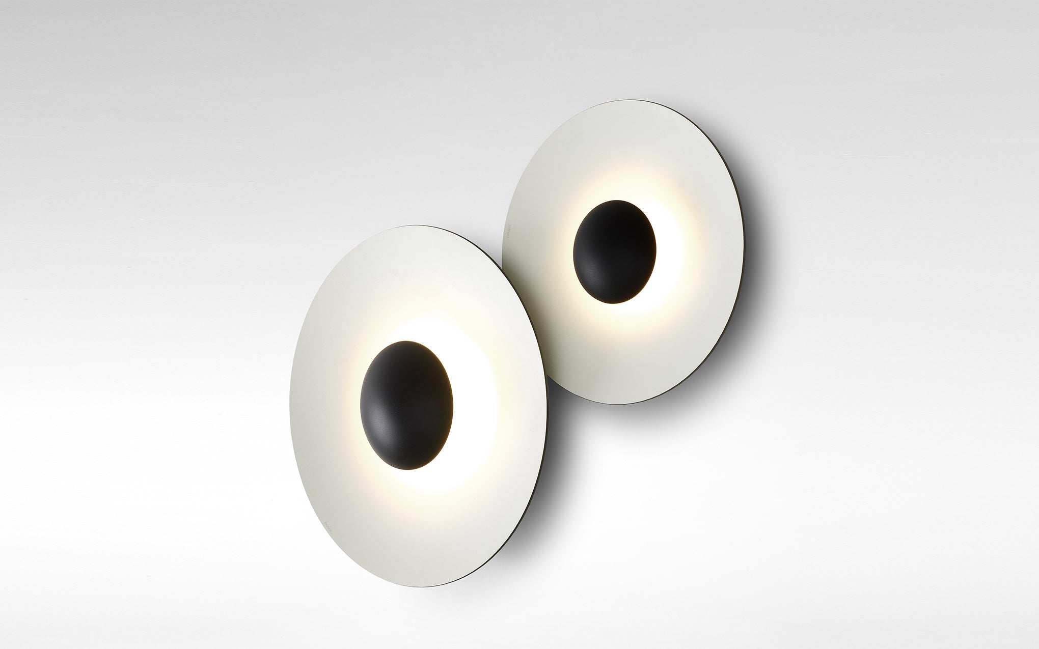 Round Ginger Wall Lamp - Modern LED Wall Light for Bedroom, Living Room, and Hallway - Energy Efficient Home Decor Lighting Fixture
