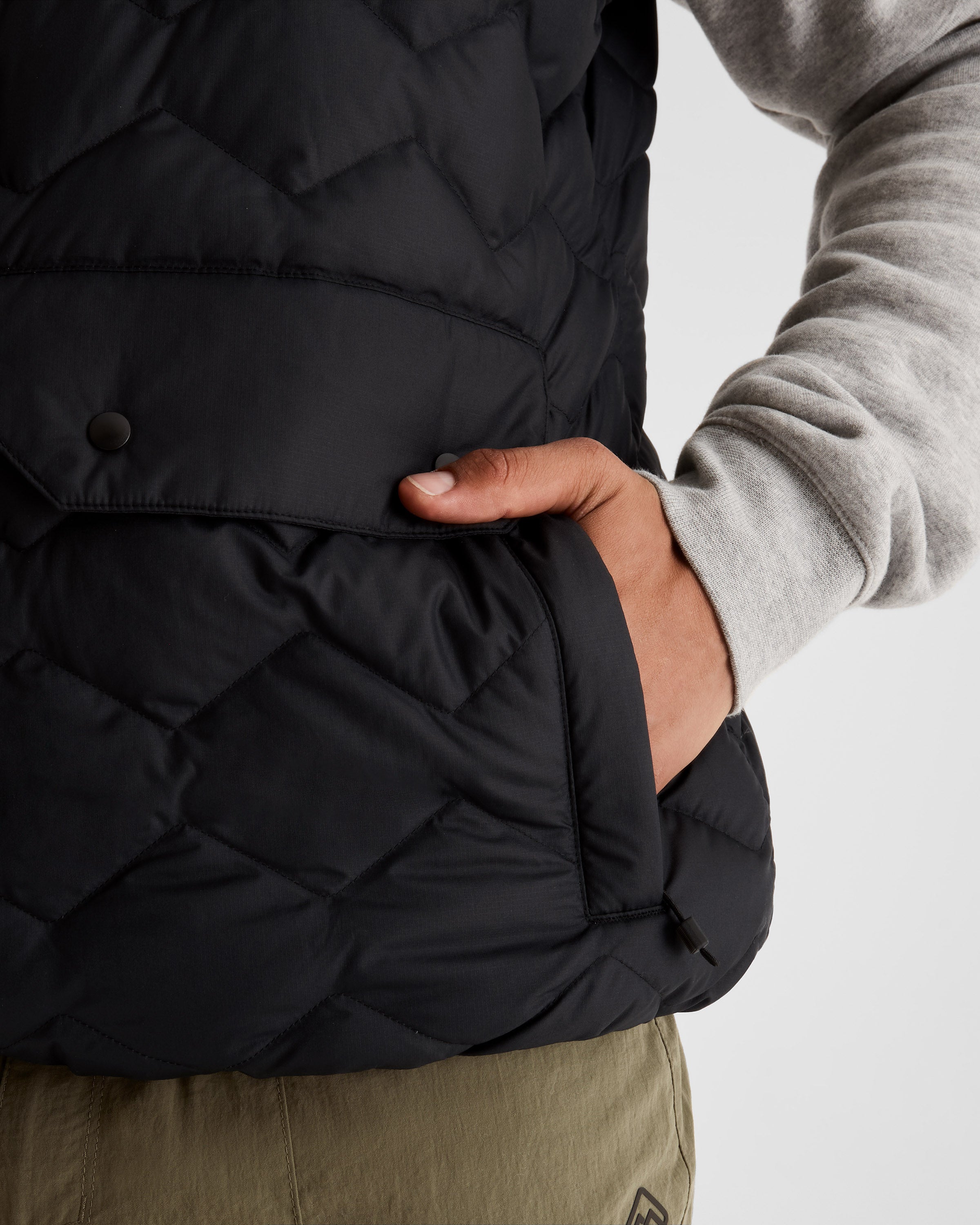 Men's Lightweight Down Vest - Black Stingray Color for Outdoor Activities & Casual Wear