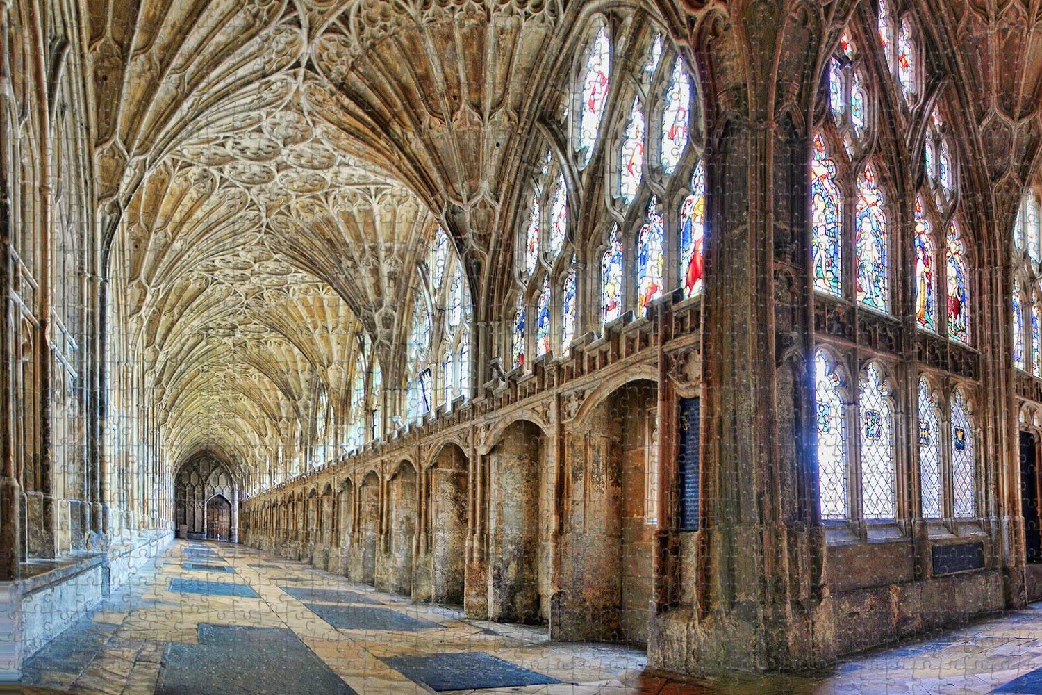 1000 Piece Wooden Jigsaw Puzzle - Gloucester Cathedral England UK - Adult Travel Souvenir & Home Decor Gift for Puzzle Lovers | Perfect for Relaxation, Family Game Night & British-Themed Decor
