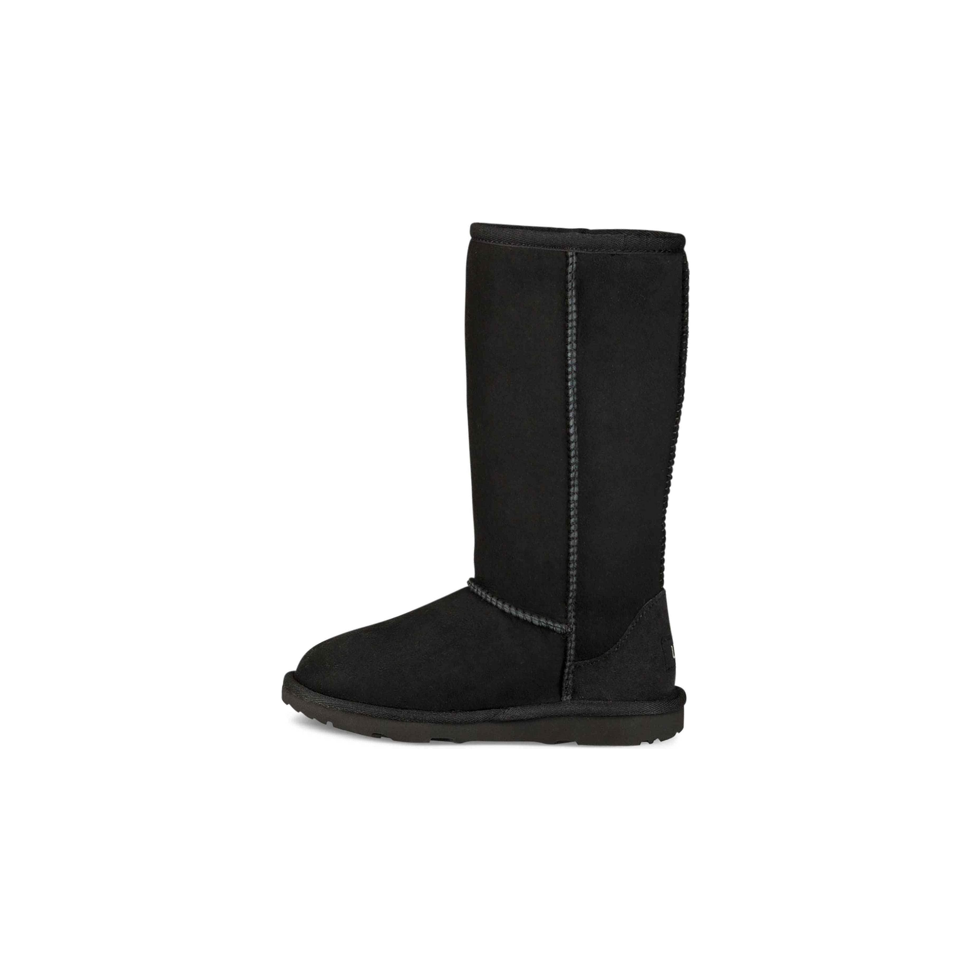 UGG Kids Classic II Tall Boots in Black - Warm & Comfortable Winter Boots for Girls & Boys - Perfect for Snow, School & Outdoor Activities