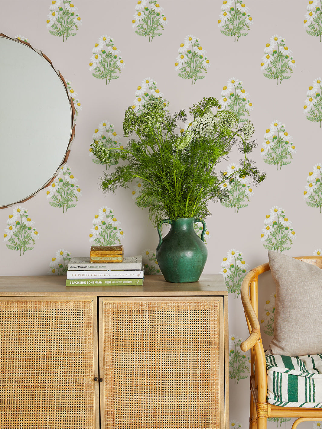 Sarah Jessica Parker Fleur De Camomille Wallpaper - Elegant Floral Peel & Stick Wallpaper for Bedroom, Living Room & Nursery Decor