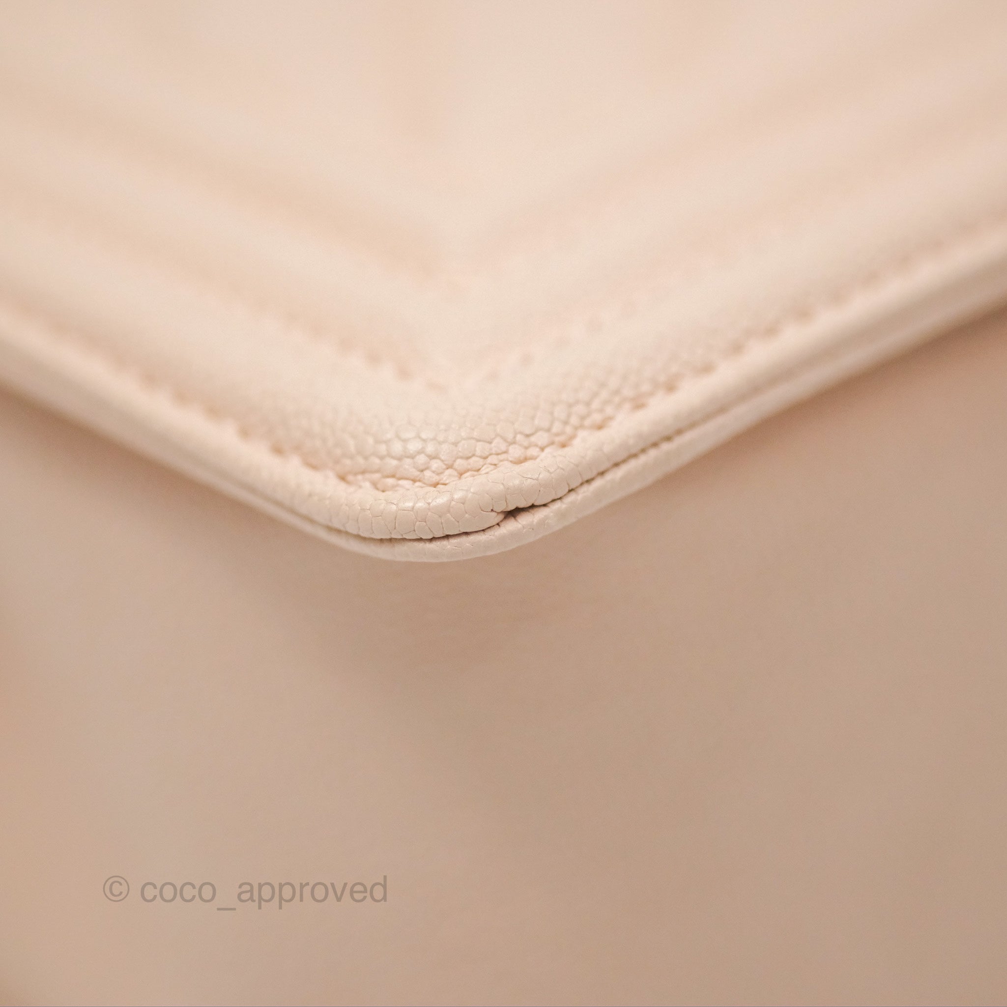 Chanel Chevron Medium Boy Bag in Light Pink Caviar Leather with Gold Hardware - Luxury Crossbody Bag for Women, Perfect for Parties & Evening Events