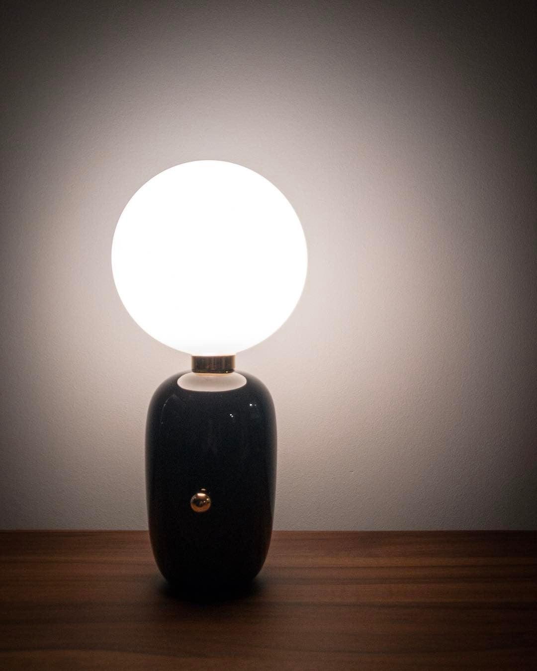 Modern Kade Table Lamp - Adjustable LED Desk Light with USB Port for Home Office, Bedroom & Study - Perfect for Reading, Working & Nightstand Use
