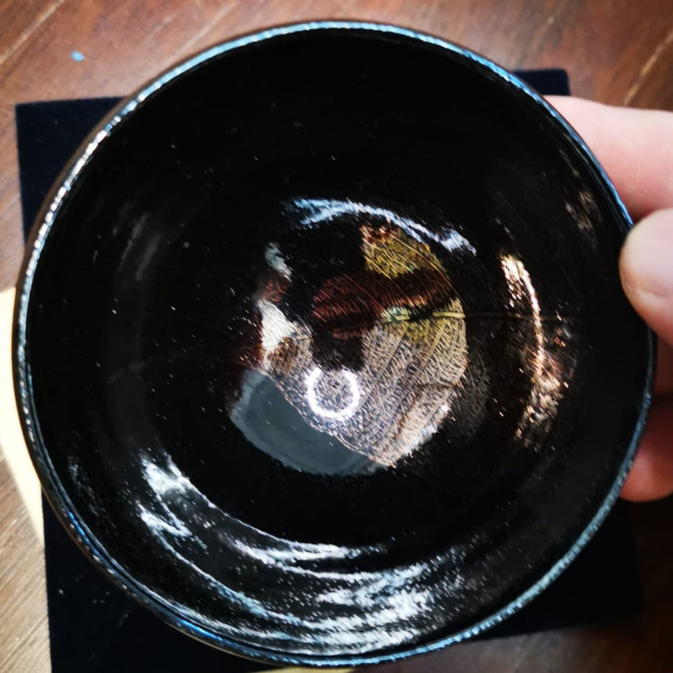 Premium Tenmoku Tea Bowl from Fujian China - Jianzhan Jian Ware, Black Gold & Blue Glaze with Golden Leaf Design, 8.8cm - Perfect for Matcha Ceremony, Zen Meditation & Japanese Tea Culture
