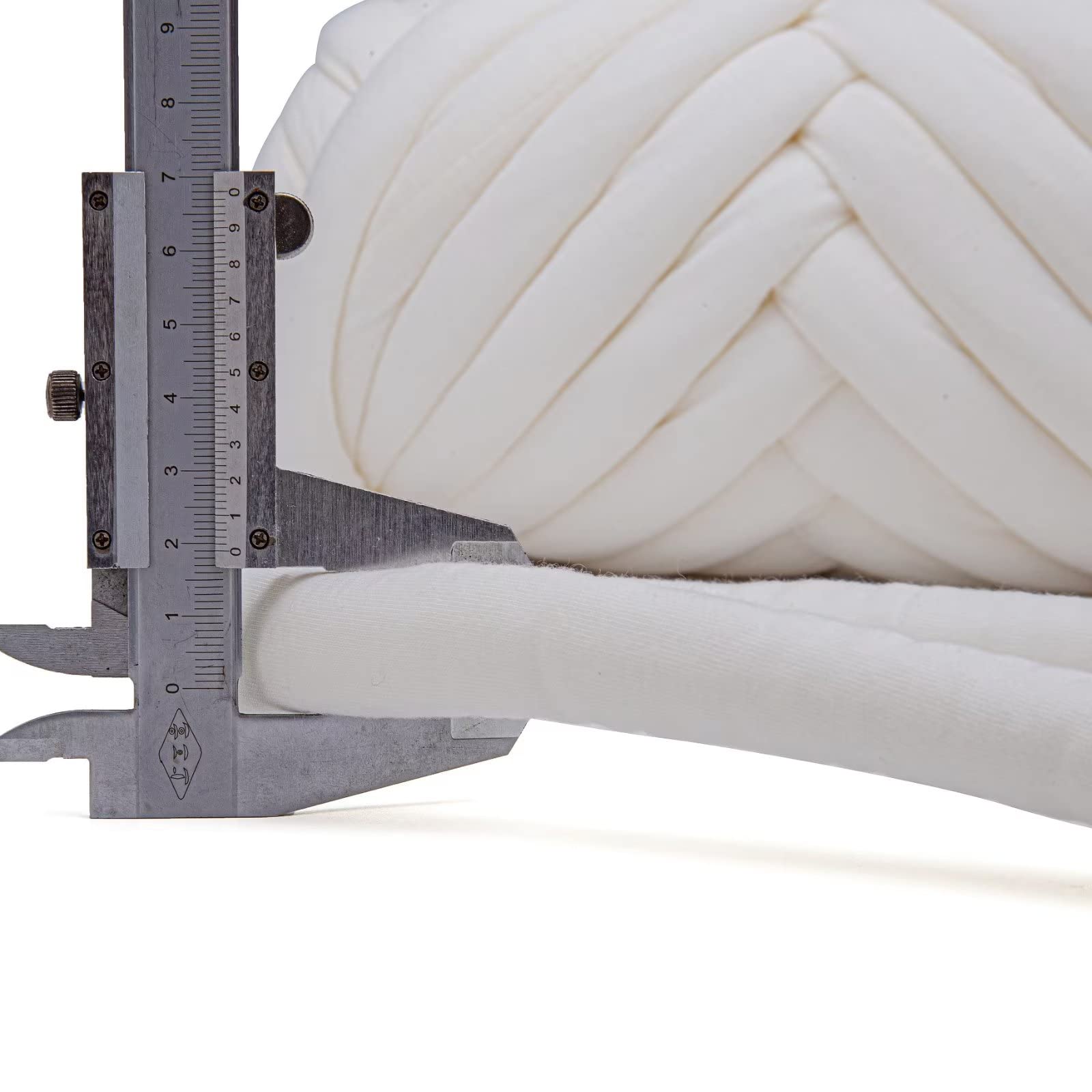 GULAKY Chunky Giant Cotton Tube Yarn - Super Soft Thick DIY Arm Knitting Yarn (5lb, Milk White) | Merino Wool Alternative for Handmade Blankets, Scarves & Home Decor | Perfect for Cozy Winter Crafts & Gift Making