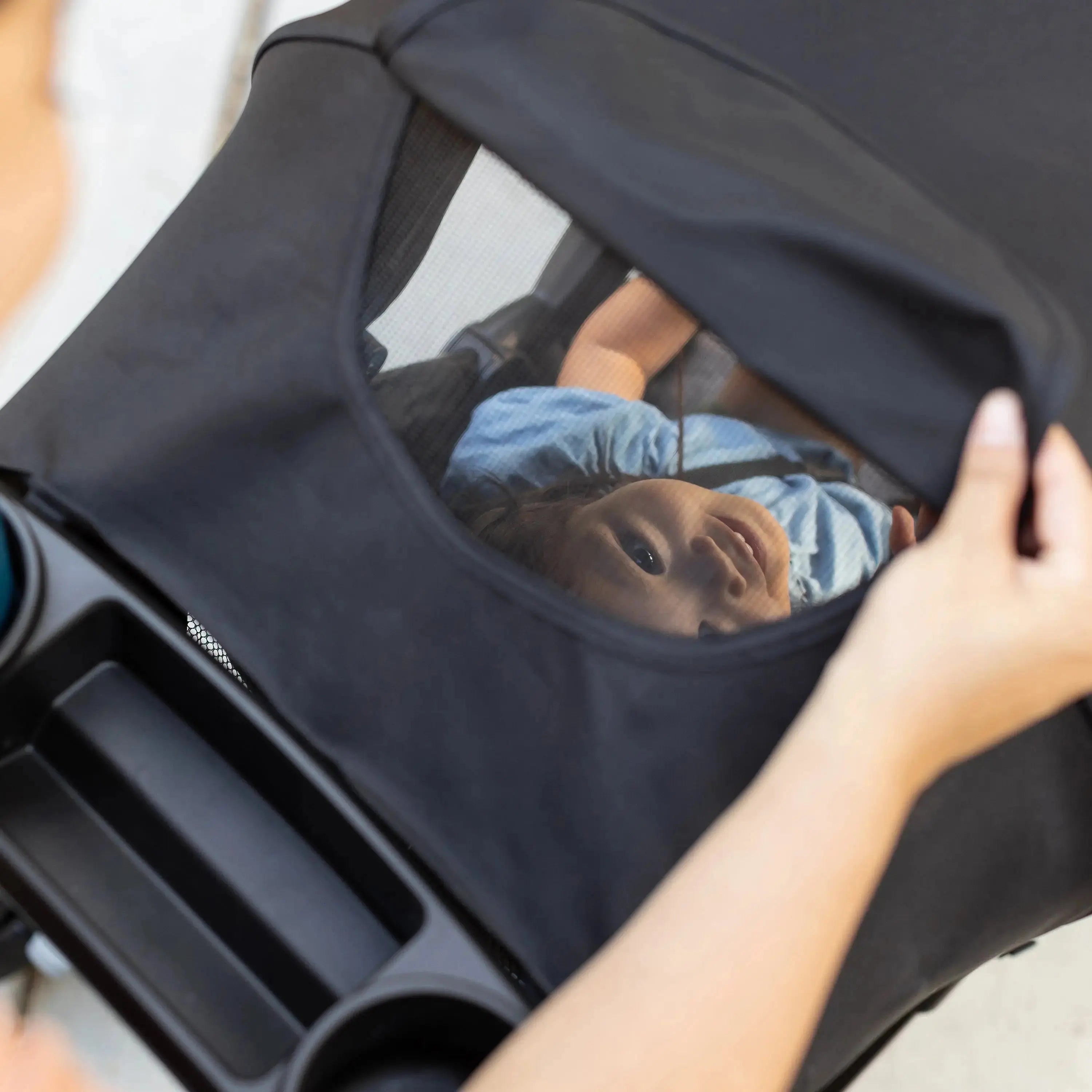 Passport® Cargo Stroller Travel System with EZ Lift™ PLUS Infant Car Seat - Lightweight Baby Stroller & Car Seat Combo for Newborns to Toddlers | Perfect for Air Travel, Shopping & Daily Outings