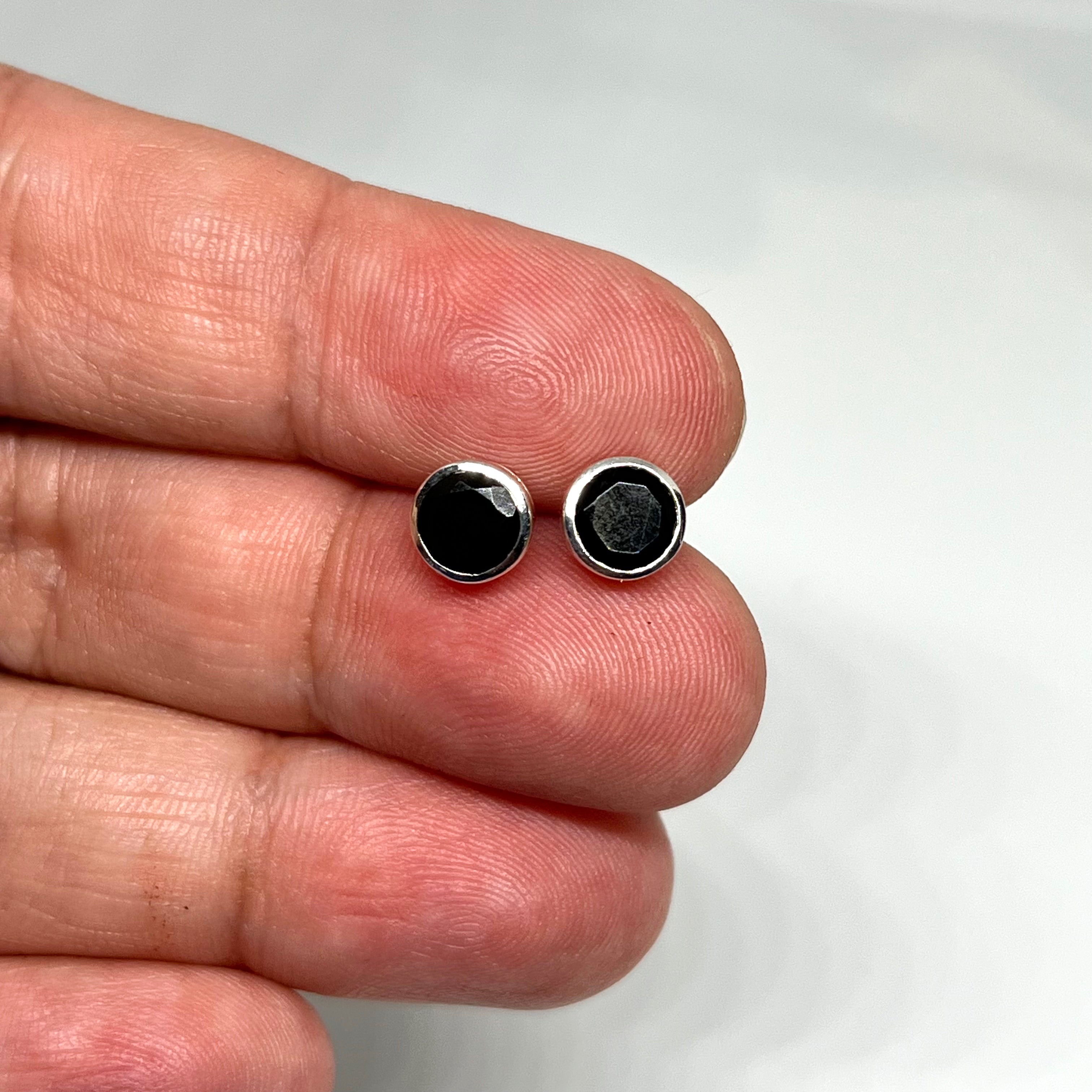Round Faceted Gemstone Bezel Set Stud Earrings PSE003 - Elegant Jewelry for Women, Perfect for Parties, Weddings & Everyday Wear