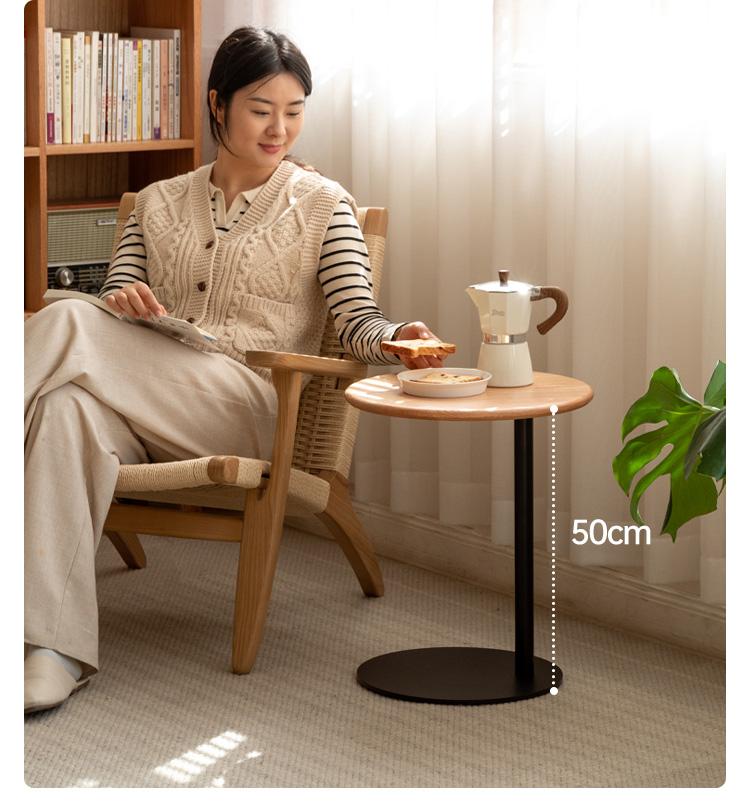 Premium Black Walnut Solid Wood Side Table - Handcrafted Nightstand with Natural Wood Grain - Perfect for Bedroom, Living Room & Office Decor