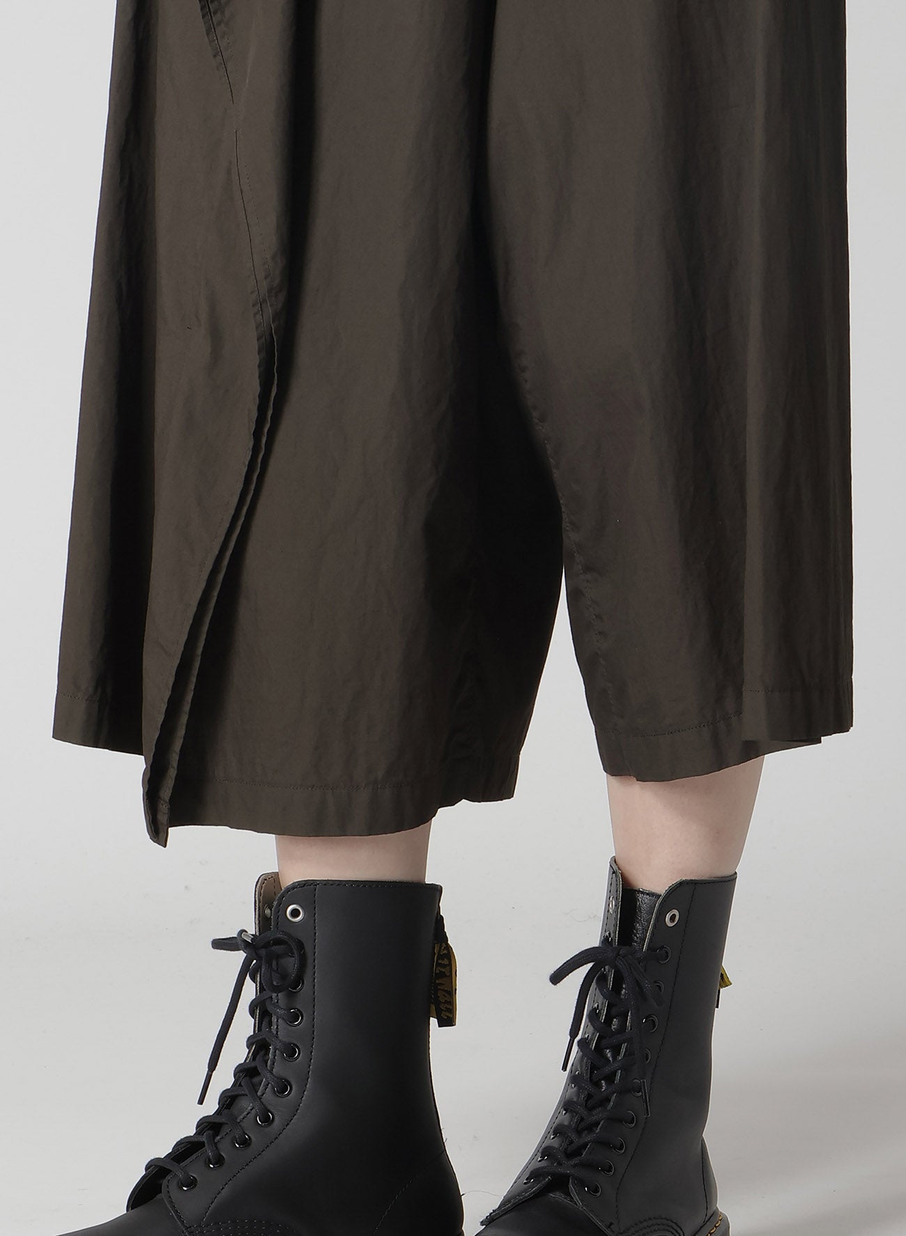 Stylish Cotton Broad Garment Dyeing Skirt Pants for Women - Comfortable & Breathable Casual Wear for Office, Travel & Everyday Outfits