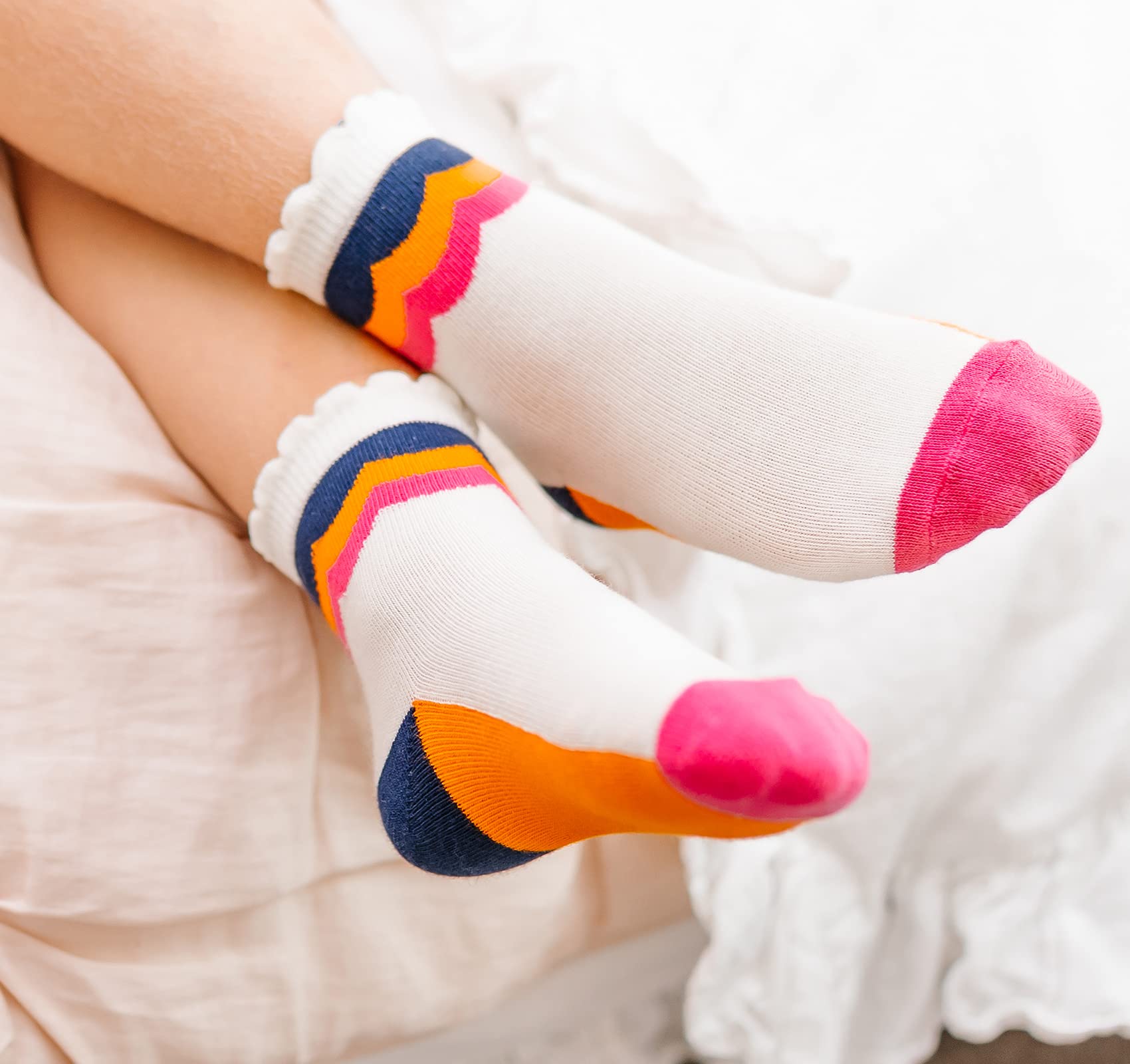 Jefferies Girls' Scalloped Stripe Crew Socks 6 Pack - Cute Novelty Socks for School, Dance & Everyday Wear