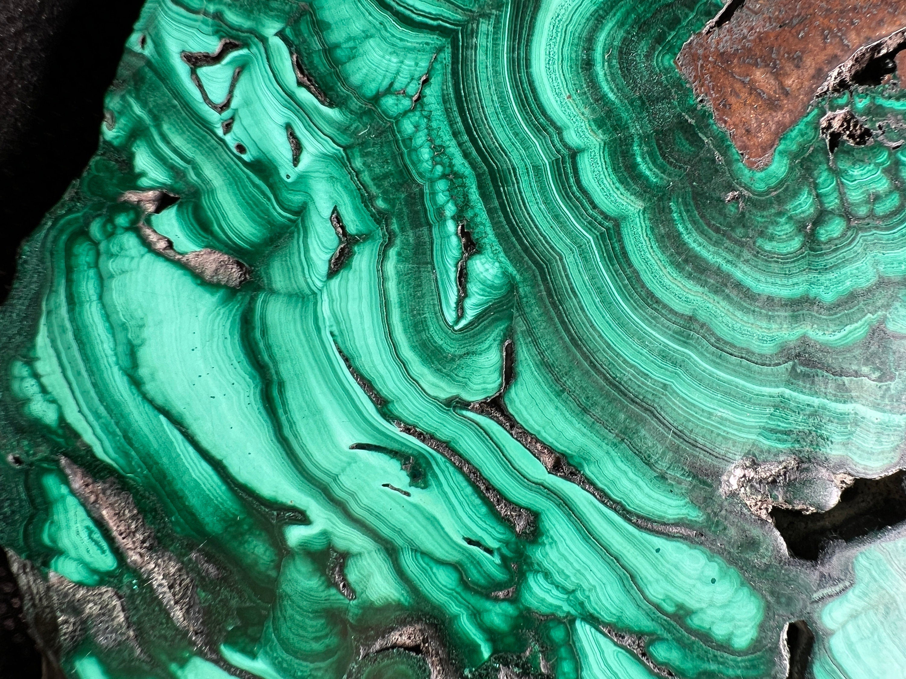 Natural Malachite Crystal Slab - Premium Green Malachite Stone for Jewelry Making, Unique Handcrafted Gift, Spiritual Healing & Home Decor | Perfect for DIY Crafts, Meditation Spaces & Luxury Interior Design