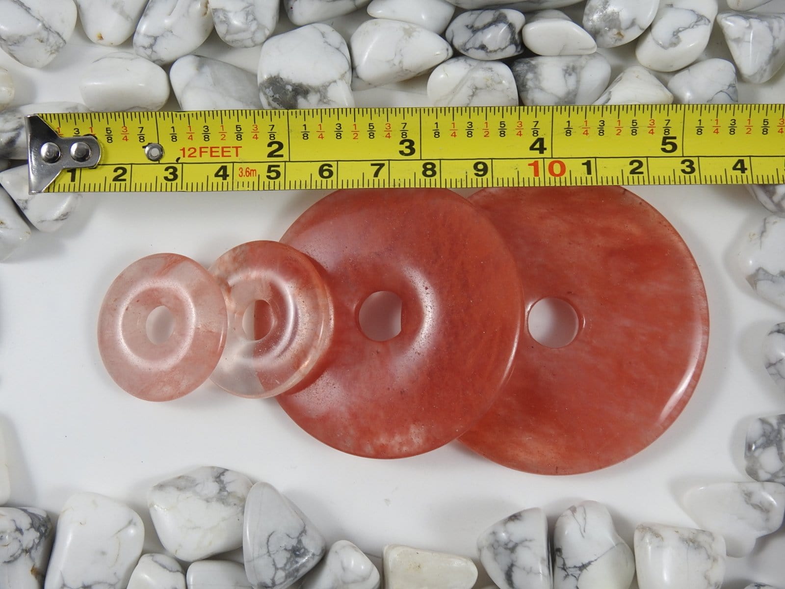 Natural Cherry Quartz Donut Pendant Necklace - Healing Crystal Jewelry for Women, Chakra Balancing & Spiritual Protection - Perfect for Meditation, Yoga & Boho Fashion