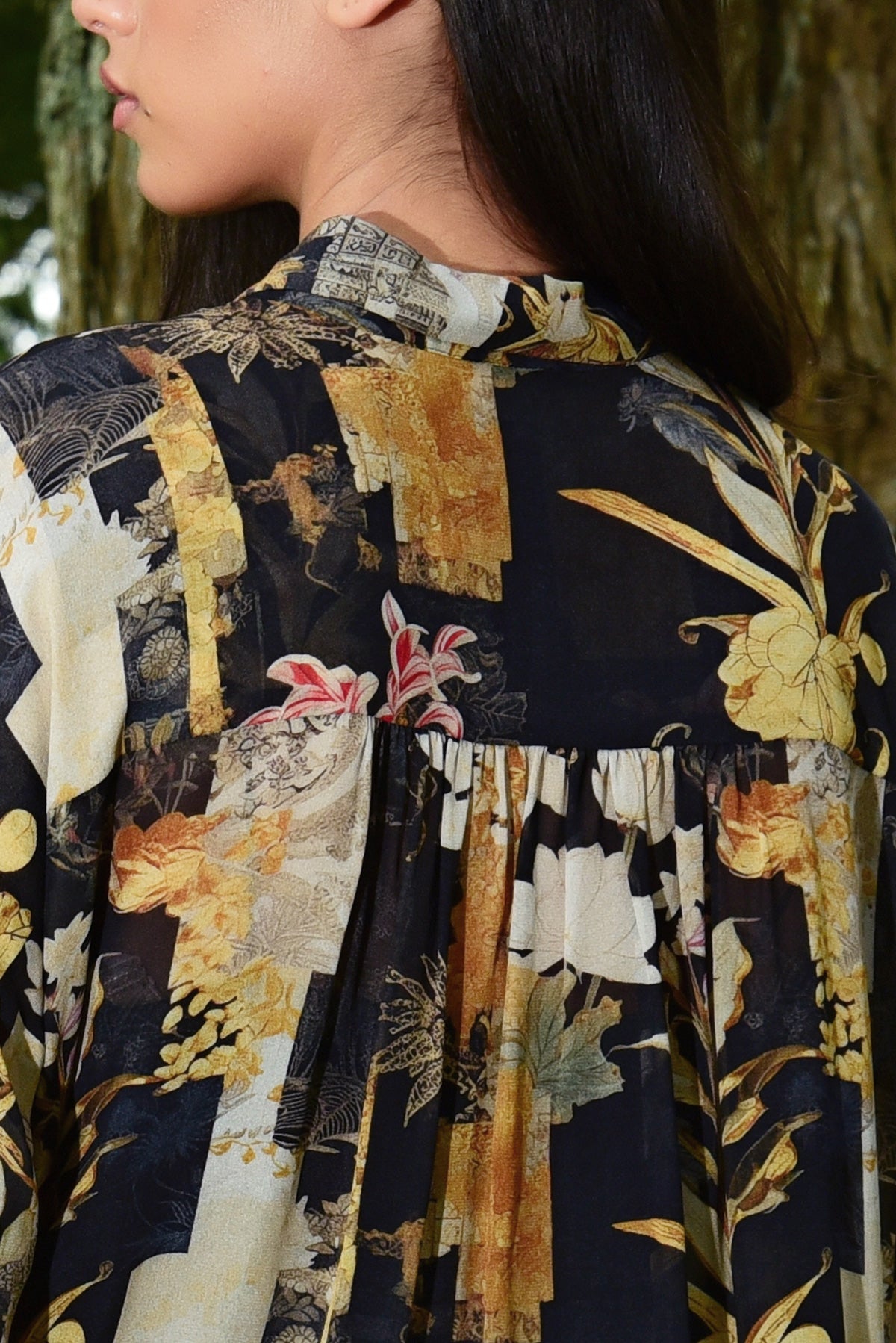 Floral Long Sleeve Button Up Shirt for Women - Elegant Blouse with Button Through Design - Perfect for Office, Date Night & Spring Outfits