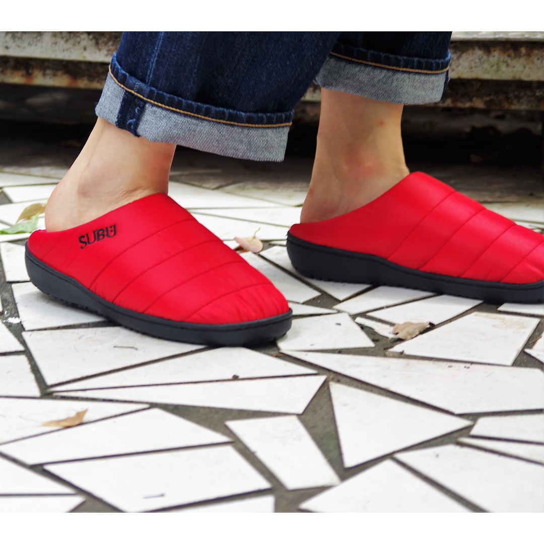 SUBUTokyo Cozy Winter Slippers for Women - Soft Plush Indoor/Outdoor House Shoes - Warm Red Fuzzy Slippers for Cold Weather, Home, Office & Travel