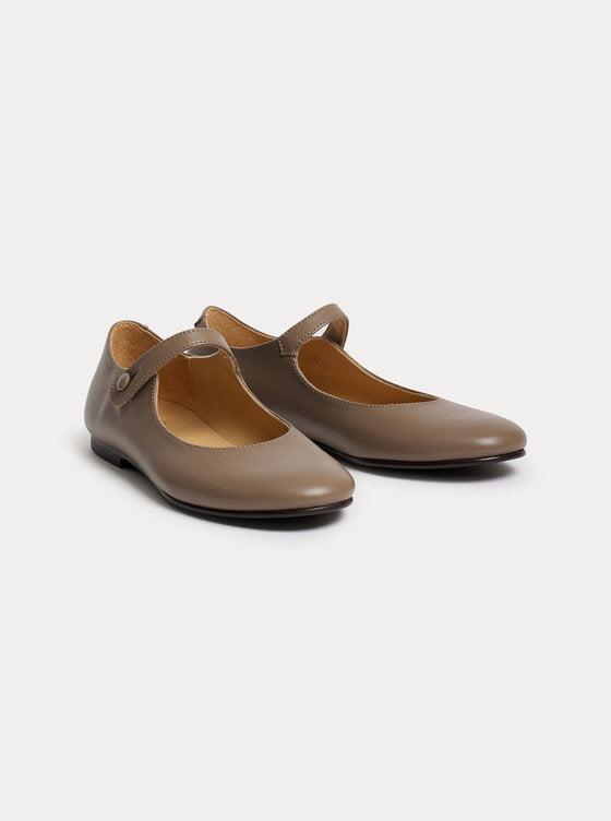 Bonpoint Ella Taupe Mary Jane Shoes for Girls - Classic Leather First Walkers with Bow Detail - Perfect for Special Occasions & Dressy Outfits
