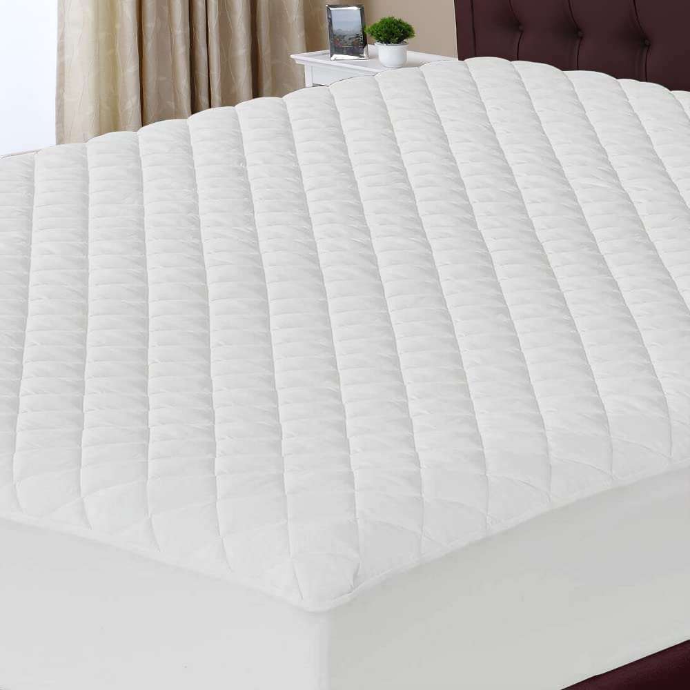 Comforts Bunk Bed Quilted Mattress Protector - Waterproof, Hypoallergenic & Dust Mite Proof - 30cm Deep Fitted Cover for Single Beds - Easy Care & Machine Washable - Perfect for Kids' Rooms, Dorms & Guest Beds