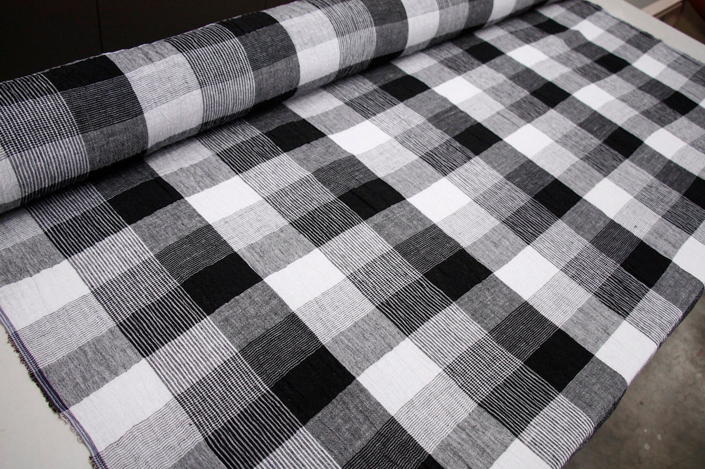 Black White & Grey Crinkle Linen Fabric - Premium Wrinkled Linen Material for Home Decor, DIY Crafts & Fashion Projects | Perfect for Curtains, Table Runners & Clothing