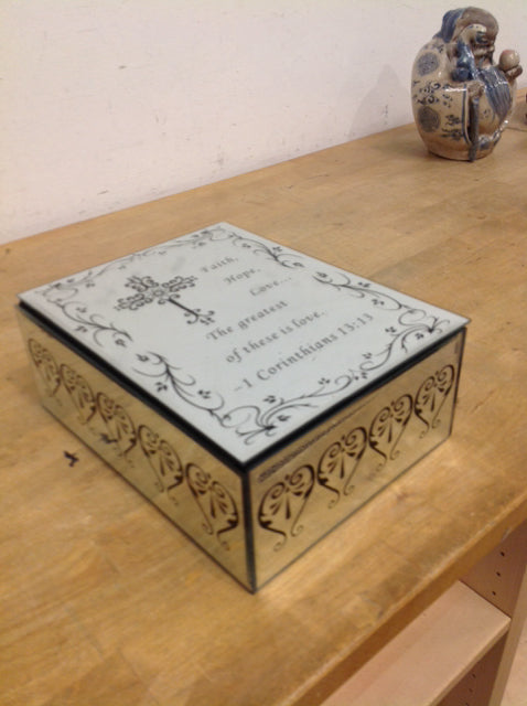 Elegant Decorative Mirrored Jewelry Box - Perfect for Home Décor, Gift Giving & Vanity Organizer