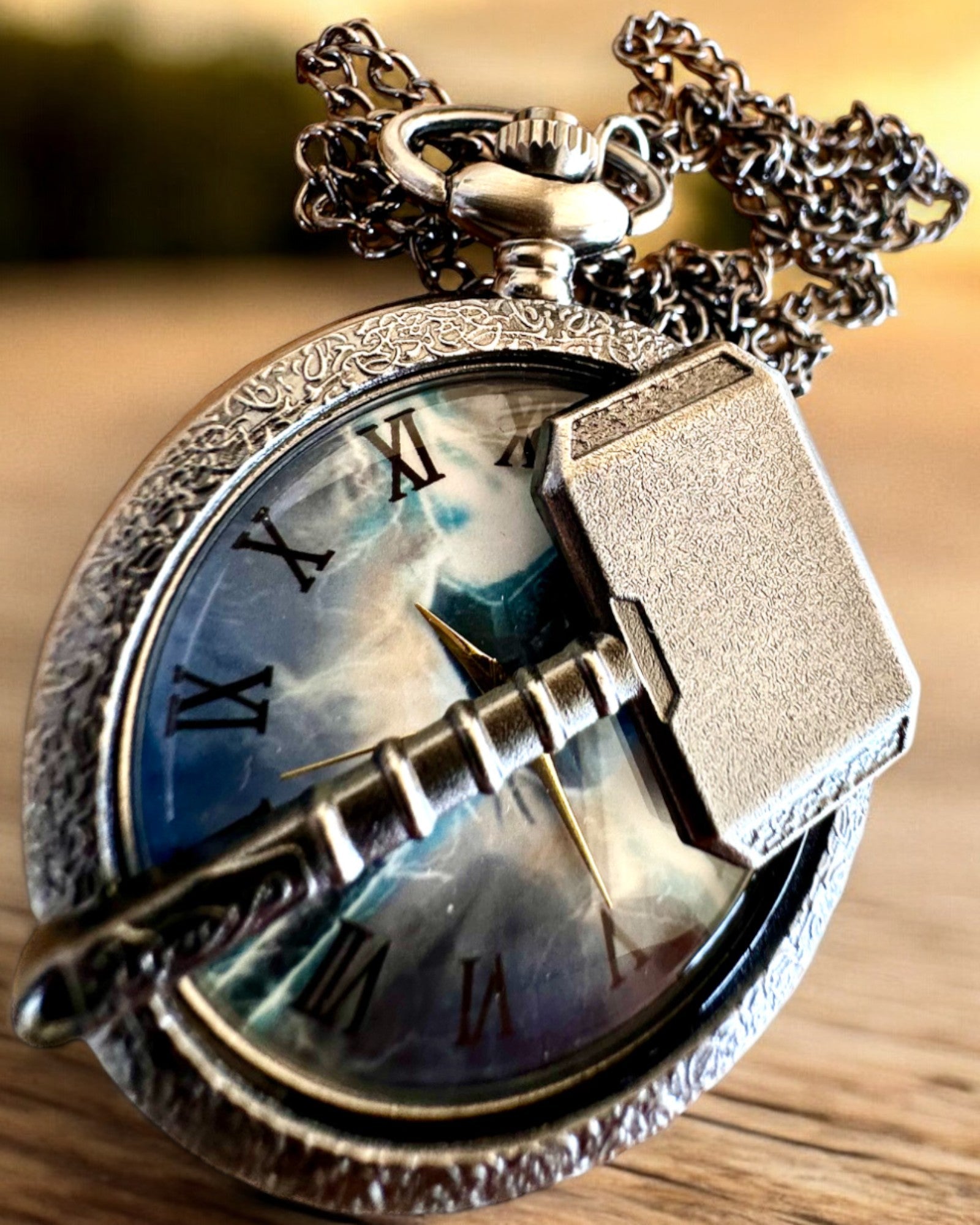 Custom Engraved Time Hammer Pocket Watch - Personalized Vintage Gift for Men & Women - Perfect for Anniversaries, Weddings & Special Occasions