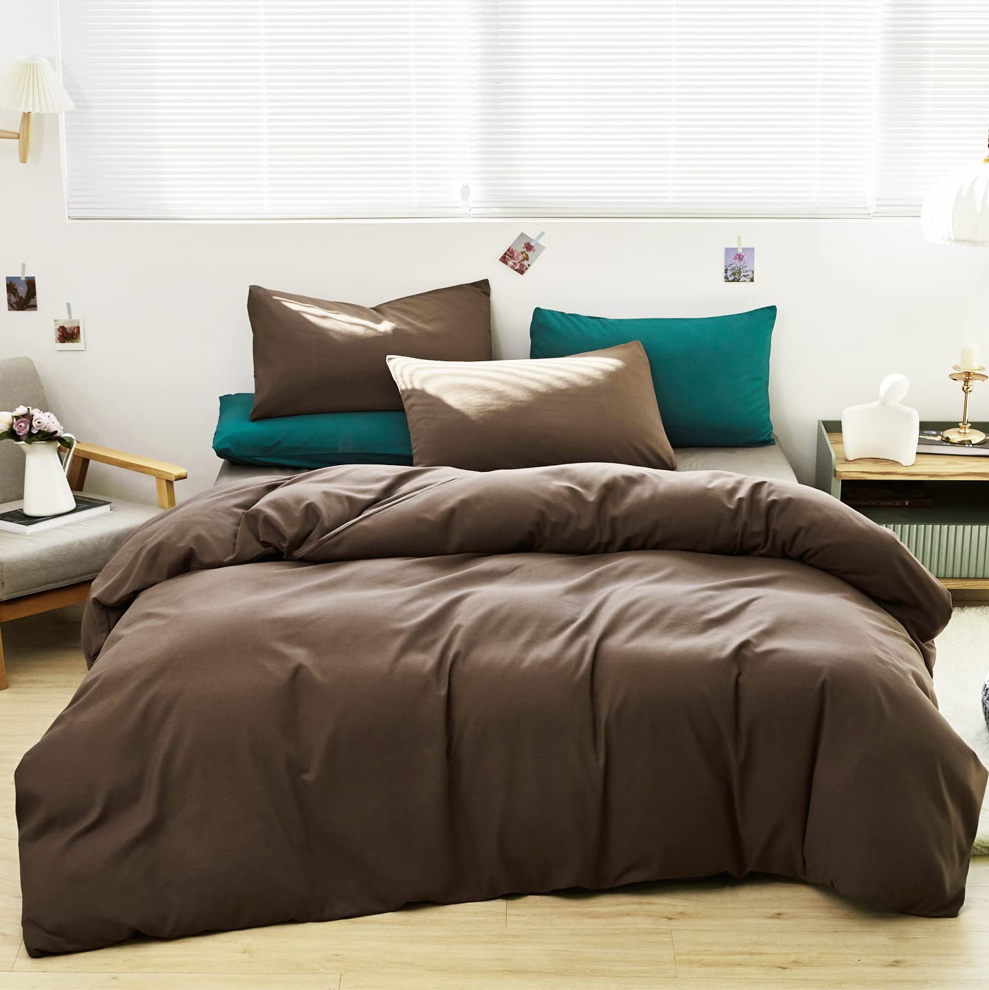 Luxlovery Brown Comforter Set Queen - Mocha Chocolate Solid Soft Breathable Bedding Quilt - Chestnut Brown Blanket for Women & Men - Perfect for Cozy Bedrooms, Guest Rooms & Dorm Decor