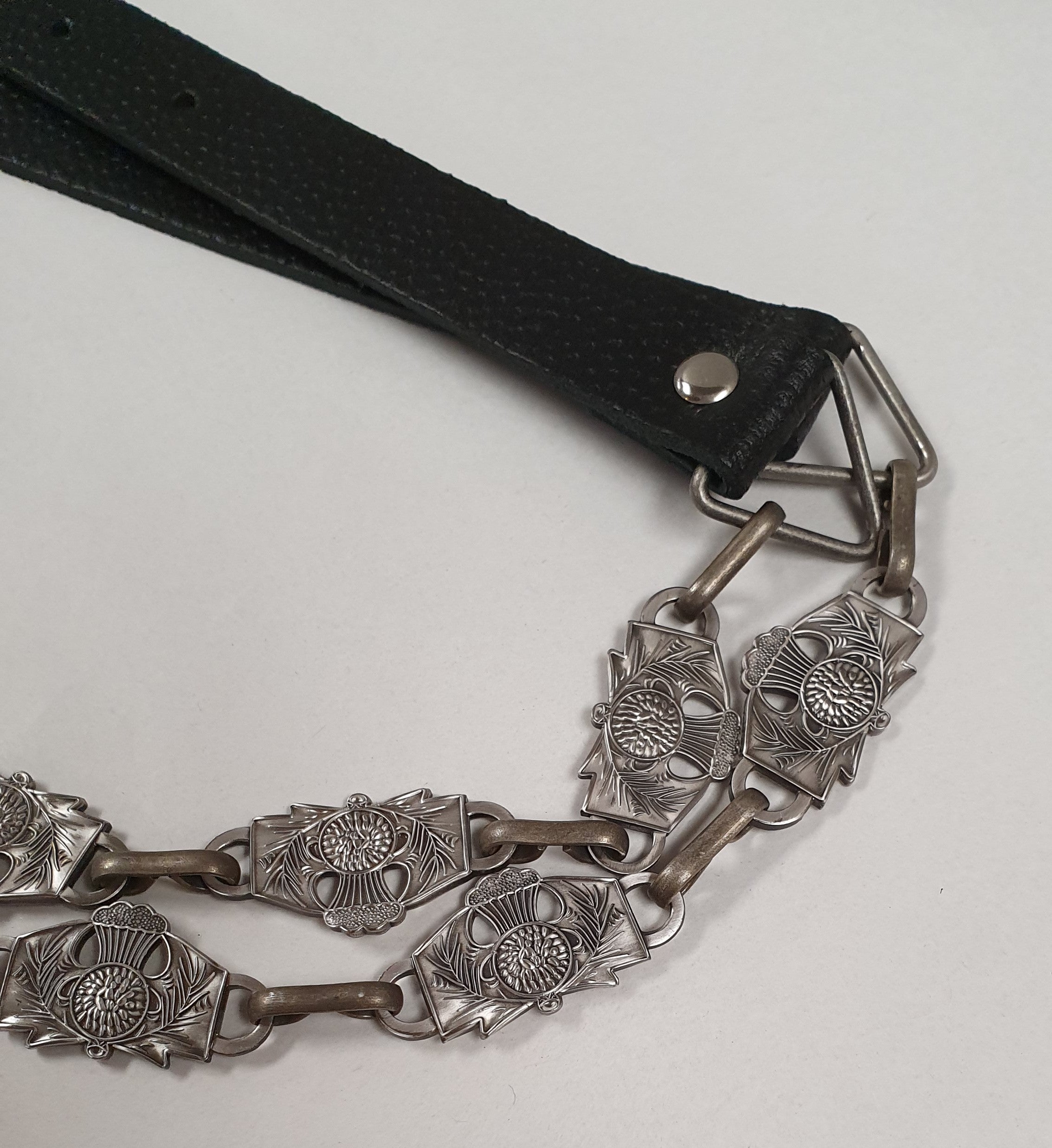 Authentic Scottish Thistle Sporran Chain Strap for Kilt Accessories - Perfect for Highland Dress, Weddings & Celtic Events