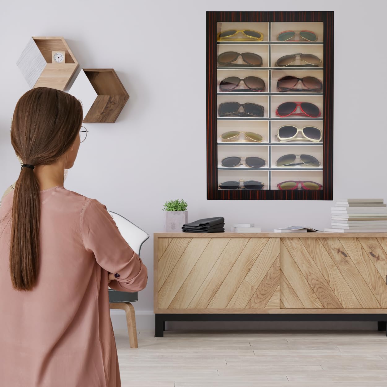Premium Eyeglass & Sunglass Display Case - Durable Storage Box Organizer for Glasses, Sunglasses & Reading Glasses - Perfect for Home, Office, Retail Store & Travel Use