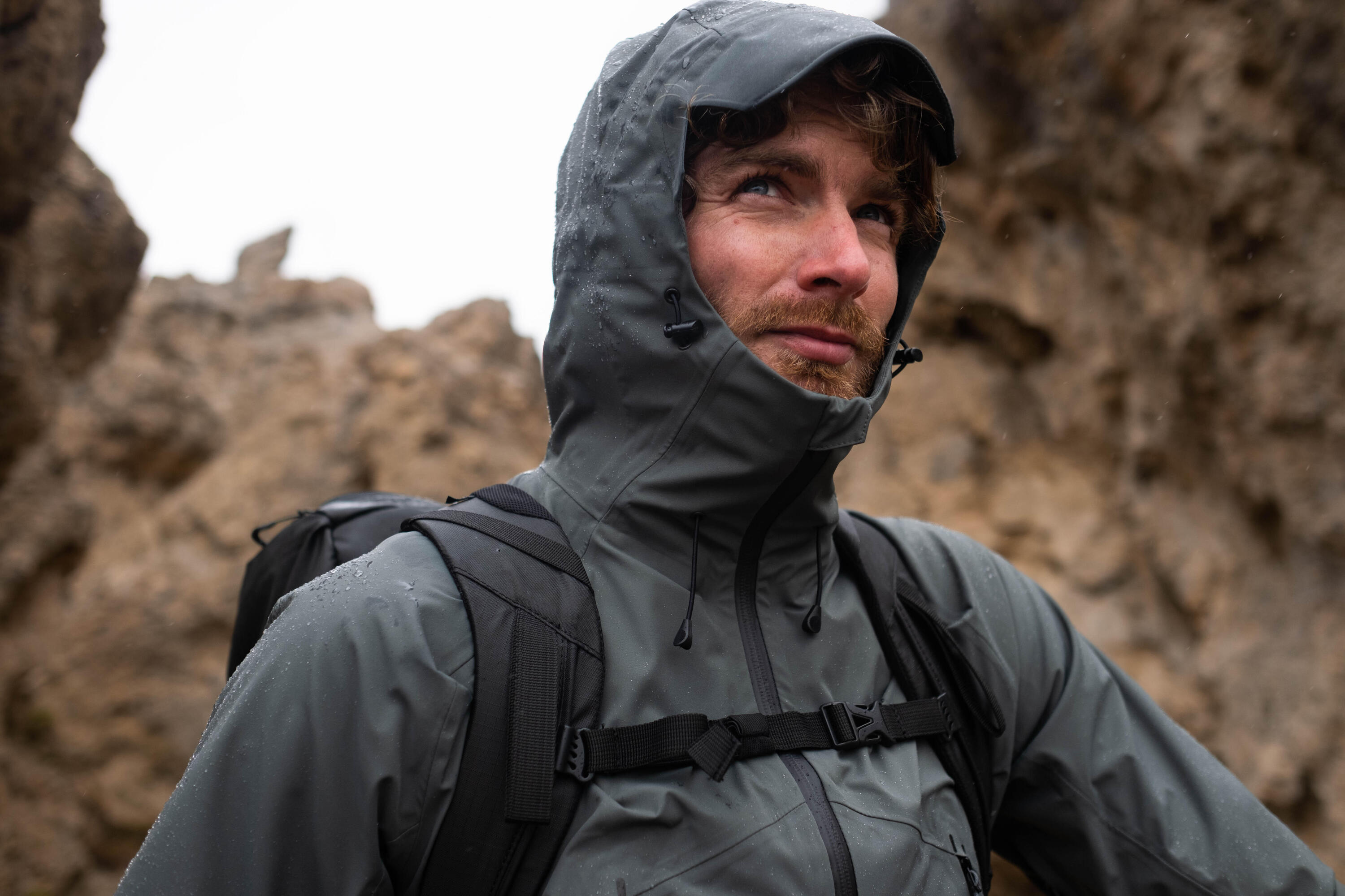 Quechua Men's MH500 Lightweight Waterproof Hiking Jacket - Outdoor Trekking, Camping & Mountain Climbing Gear